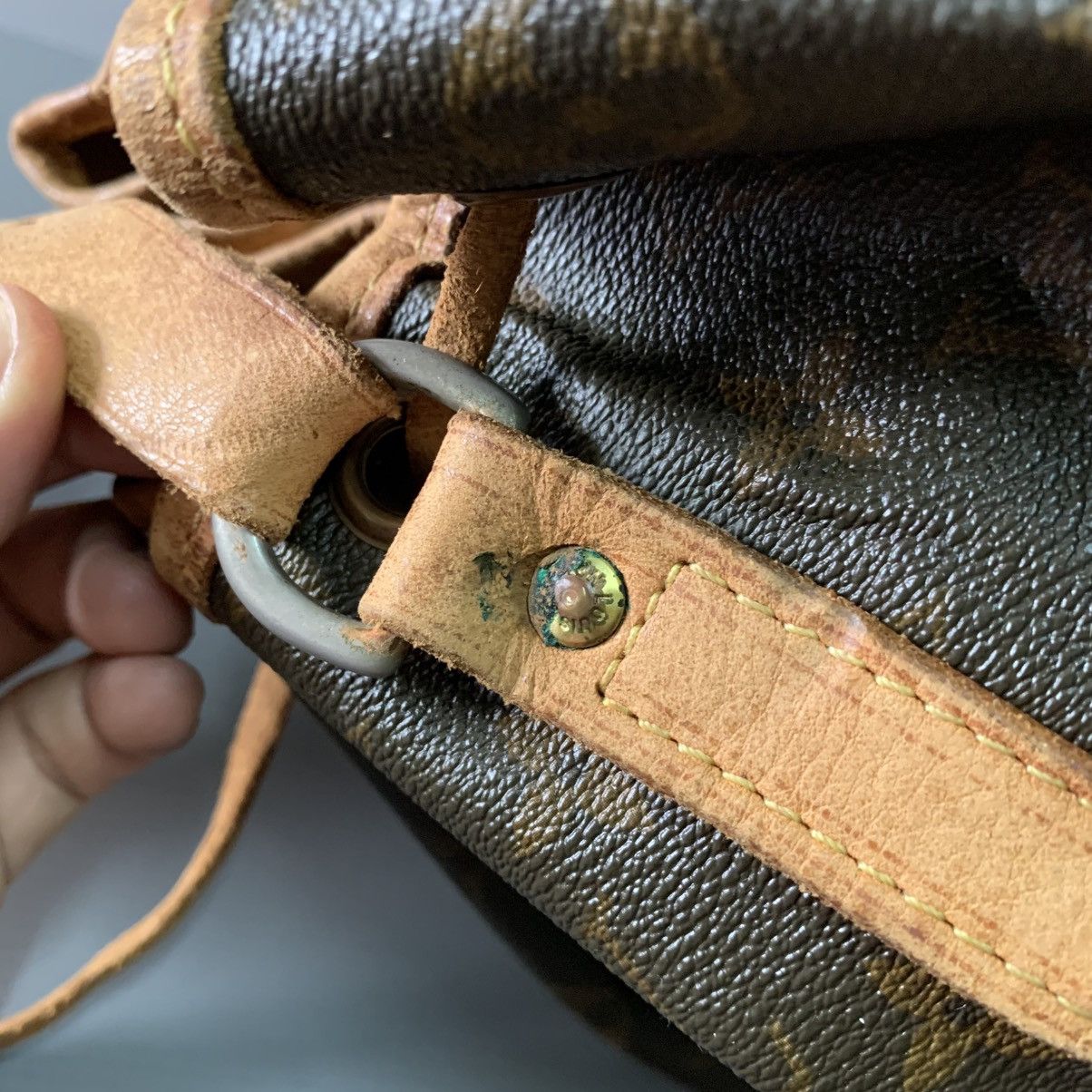 Louis Vuitton Louis Vuitton Bucket Vintage Bag Size ONE SIZE - 9 Thumbnail