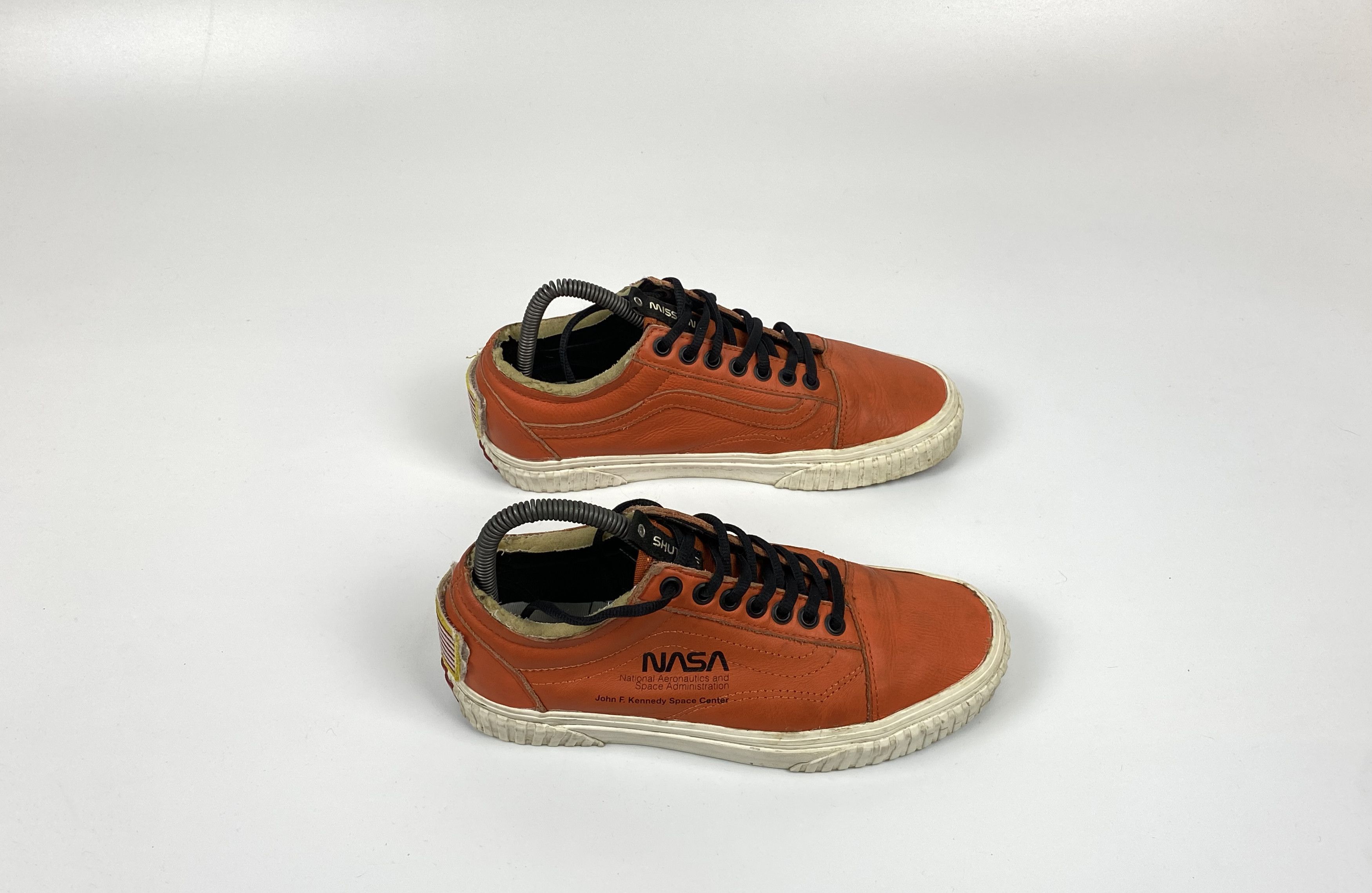 NASA Vans Old Skool Nasa Space Voyager Sneakers Size US 7 / EU 40 - 6 Thumbnail