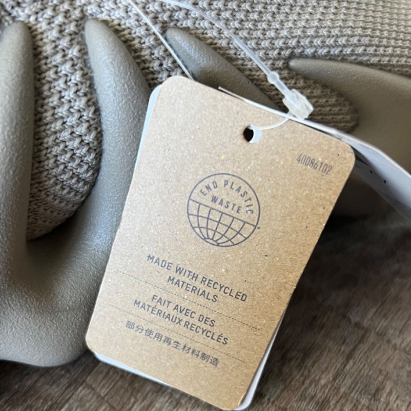 Yeezy New! YEEZY 450 ID1623 STOFLA, Authentic Size US 8 / IT 38 - 11 Thumbnail