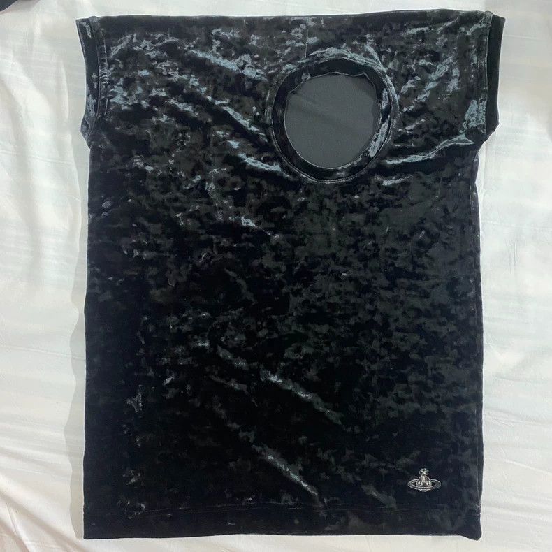 Vivienne Westwood vivienne westwood size2 Black velvet crosshair short sleeve Size M / US 6-8 / IT 42-44 - 1 Thumbnail