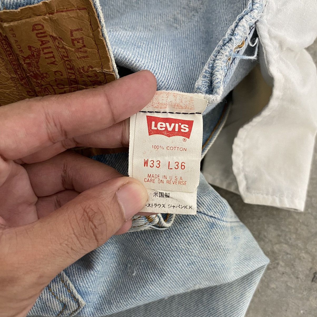 Levi's Vintage 1990 Levis 501 Light Blue Mud Jeans Size US 31 - 24 Thumbnail