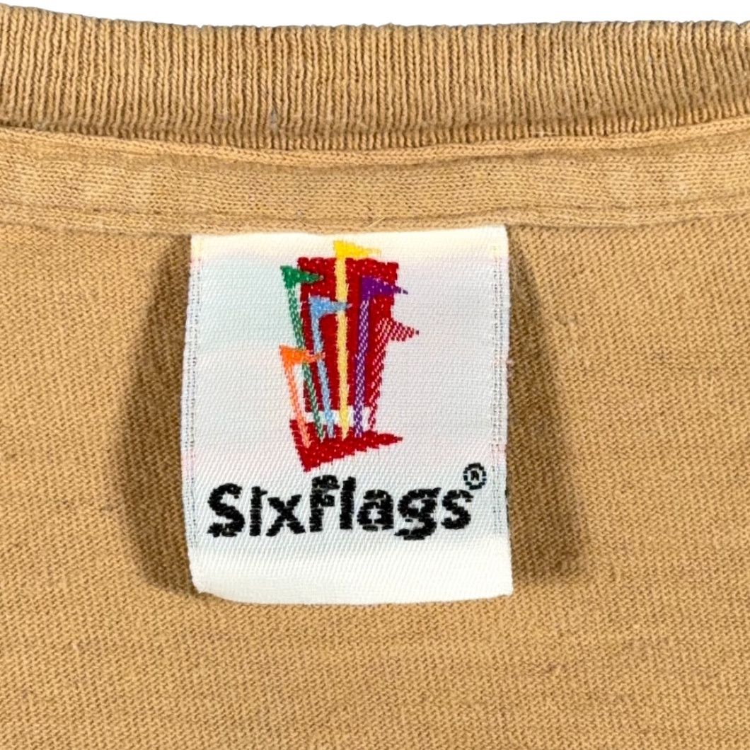 Vintage VINTAGE Six Flags Shirt Mens 2XL Brown T-Shirt Crew Neck Short Sleeve Cartoon Looney Tunes Bugs Bunny Y2K roller coaster Size US XXL / EU 58 / 5 - 3 Thumbnail