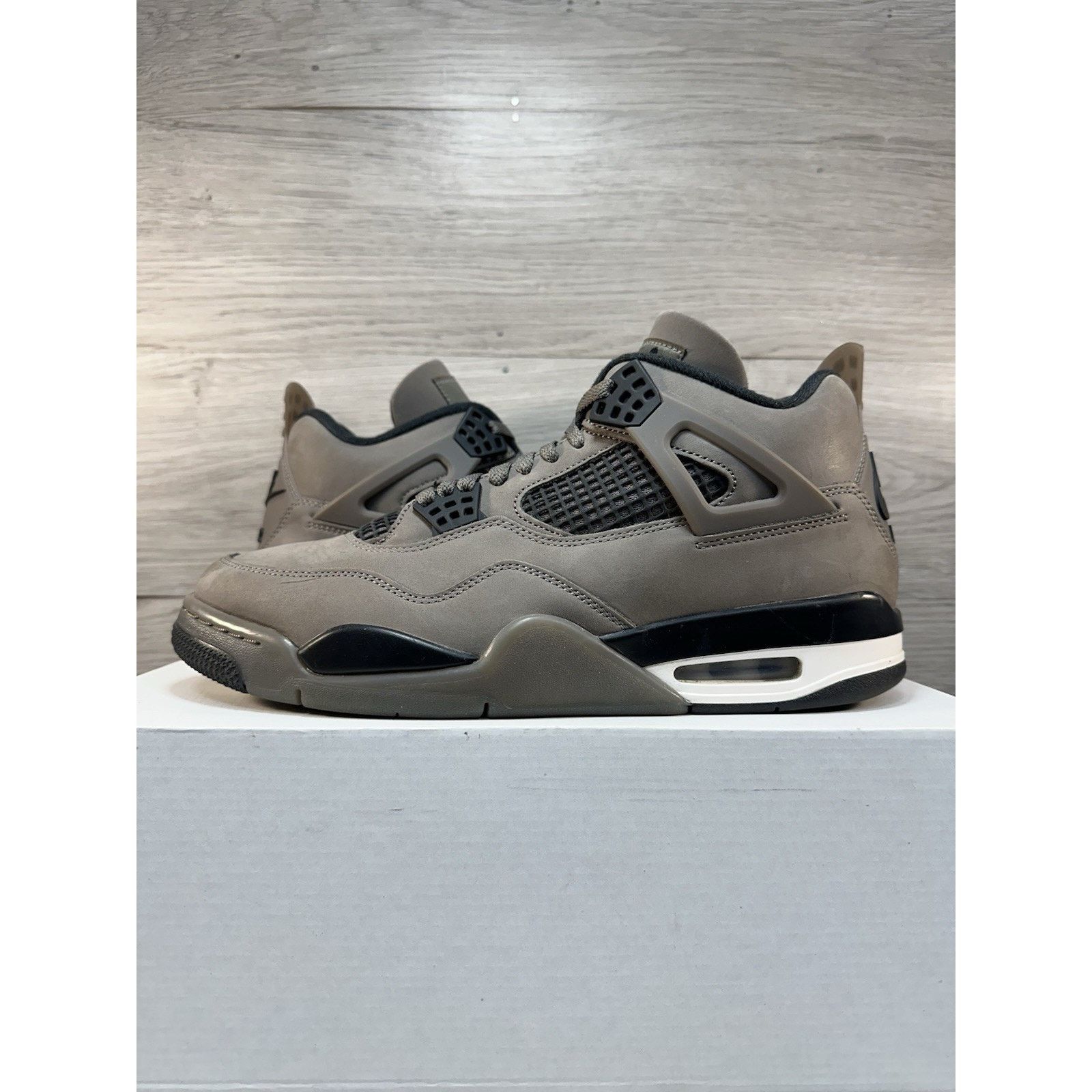 Jordan Brand Air Jordan 4 Retro Cave Stone - Size 11 Size US 11 / EU 44 - 1 Thumbnail