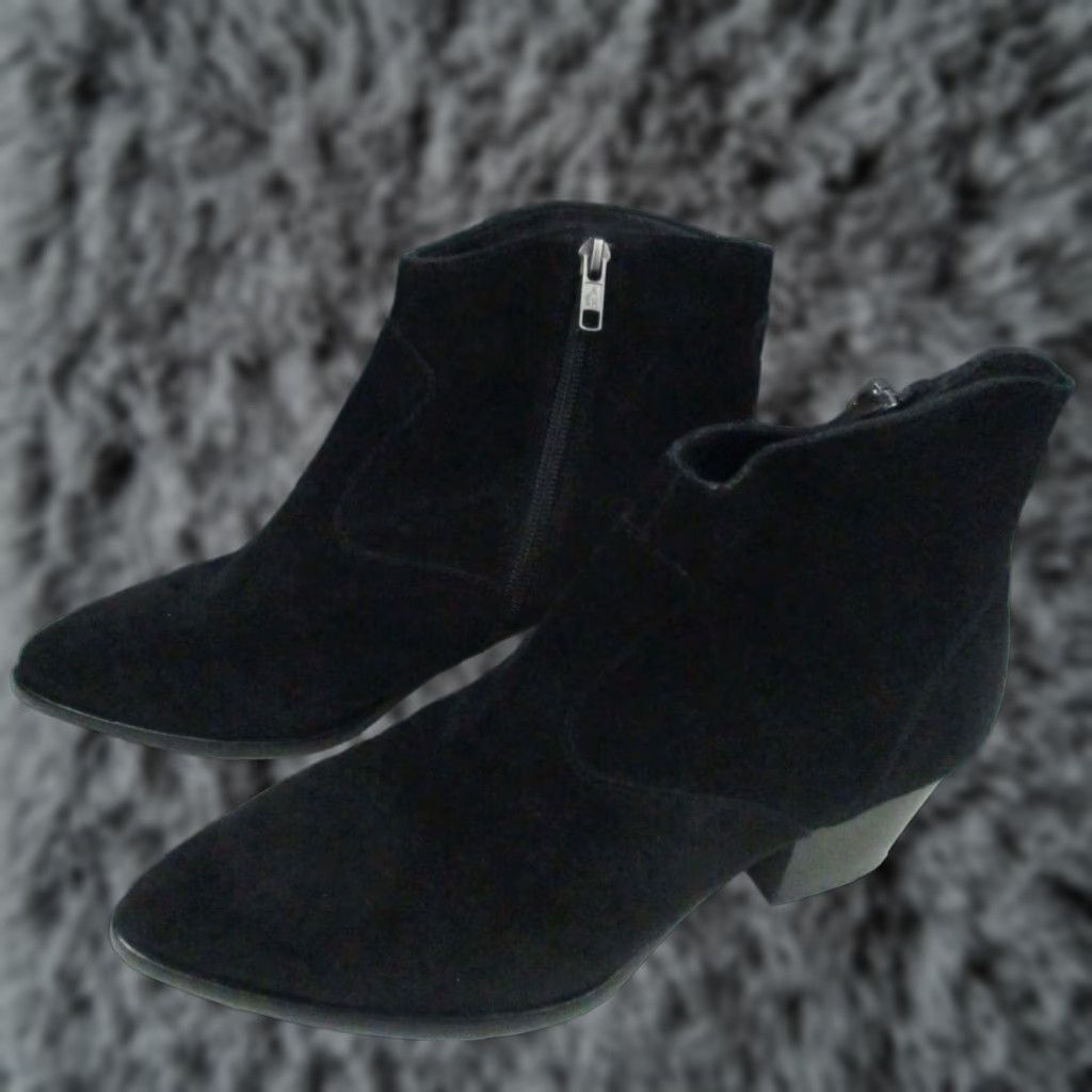 ASH Ash Booties 38 Leather Black Women Suede Zip Boots EUC Ash Henna Western Contemporary Charcoal Black Leather Ankle Bootie Womens Shoes Size US 8 / IT 38 - 1 Thumbnail