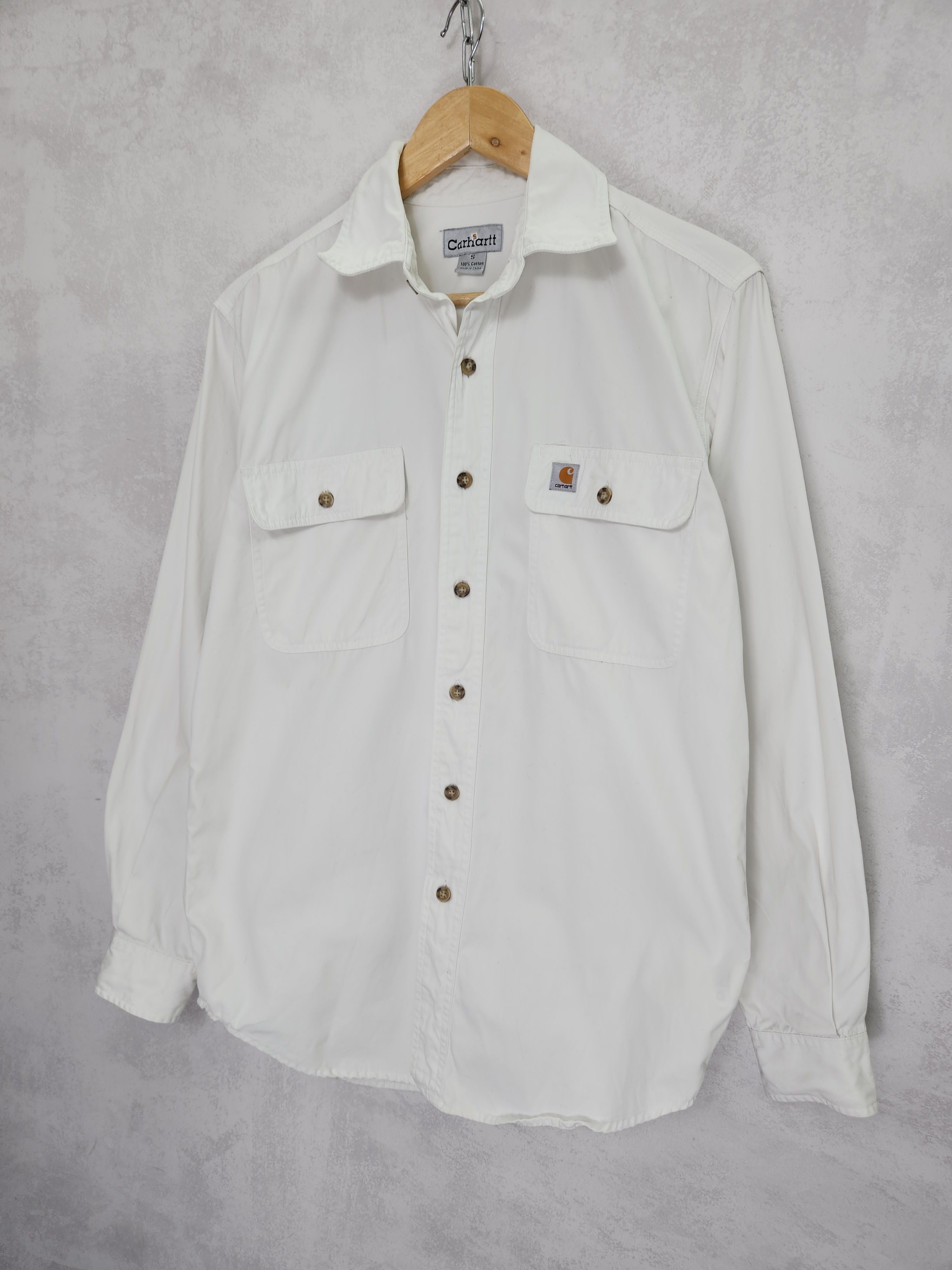 Carhartt Vintage Carhartt small logo shirt button ups Size US S / EU 44-46 / 1 - 2 Thumbnail
