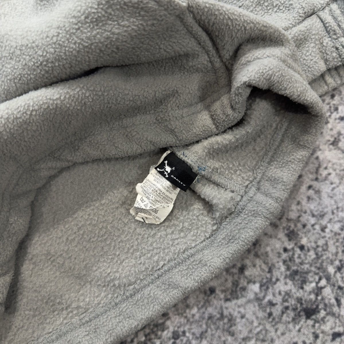 Oakley Vintage Oakley Gray Fleece Zip Up Size US XXL / EU 58 / 5 - 5 Thumbnail