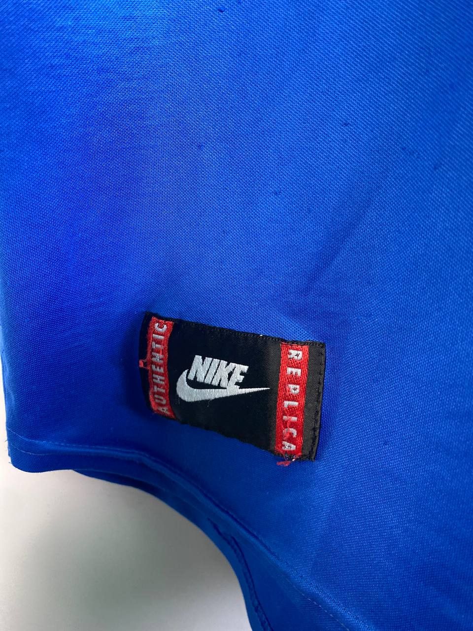 Nike × Vintage SIZE M ITALY 1996-1997 HOME FOOTBALL SHIRT JERSEY Size US M / EU 48-50 / 2 - 3 Thumbnail