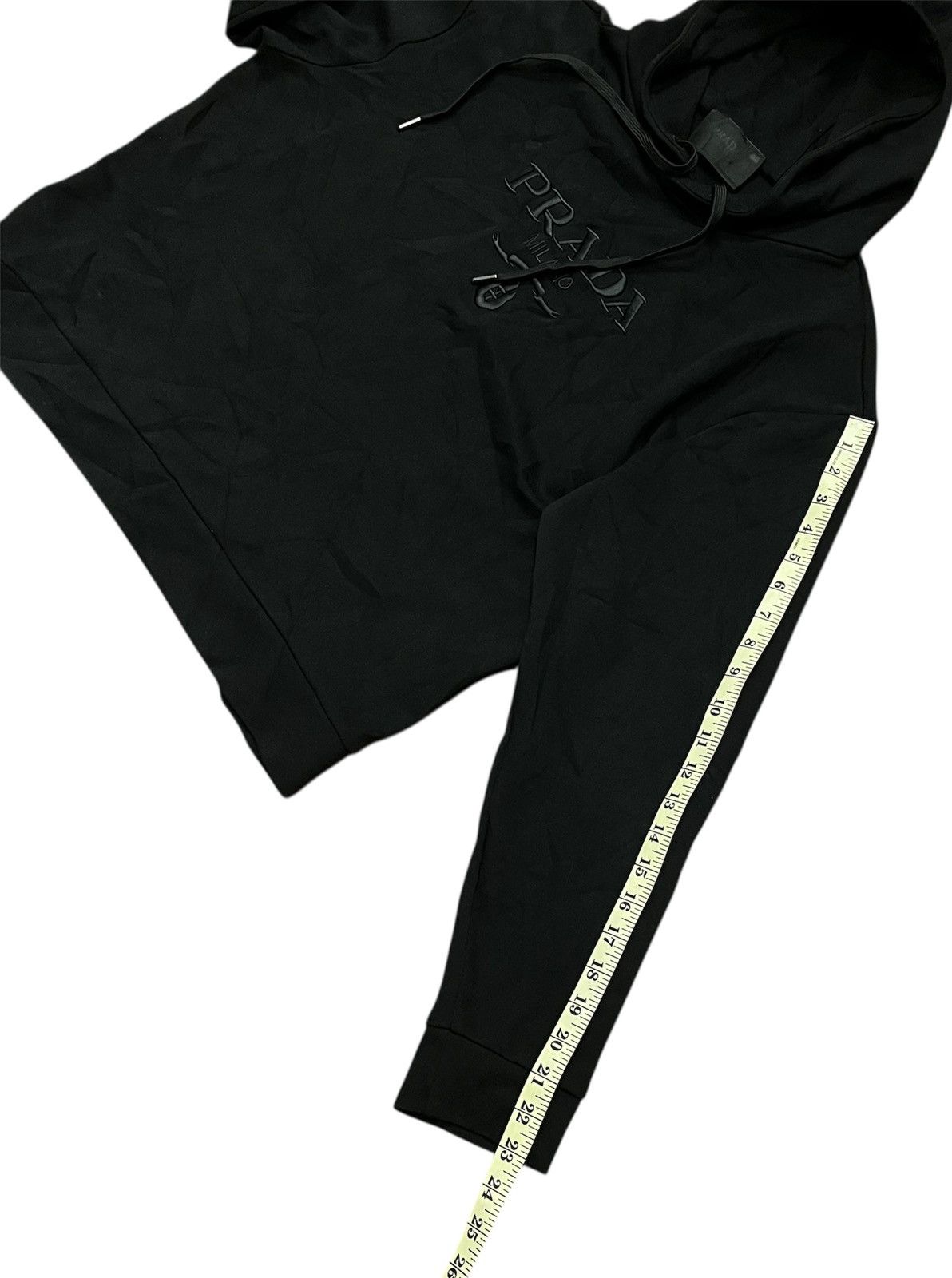 Prada BLACK PRADA EMBOSSED LOGO HODDIE Size M / US 6-8 / IT 42-44 - 7 Thumbnail