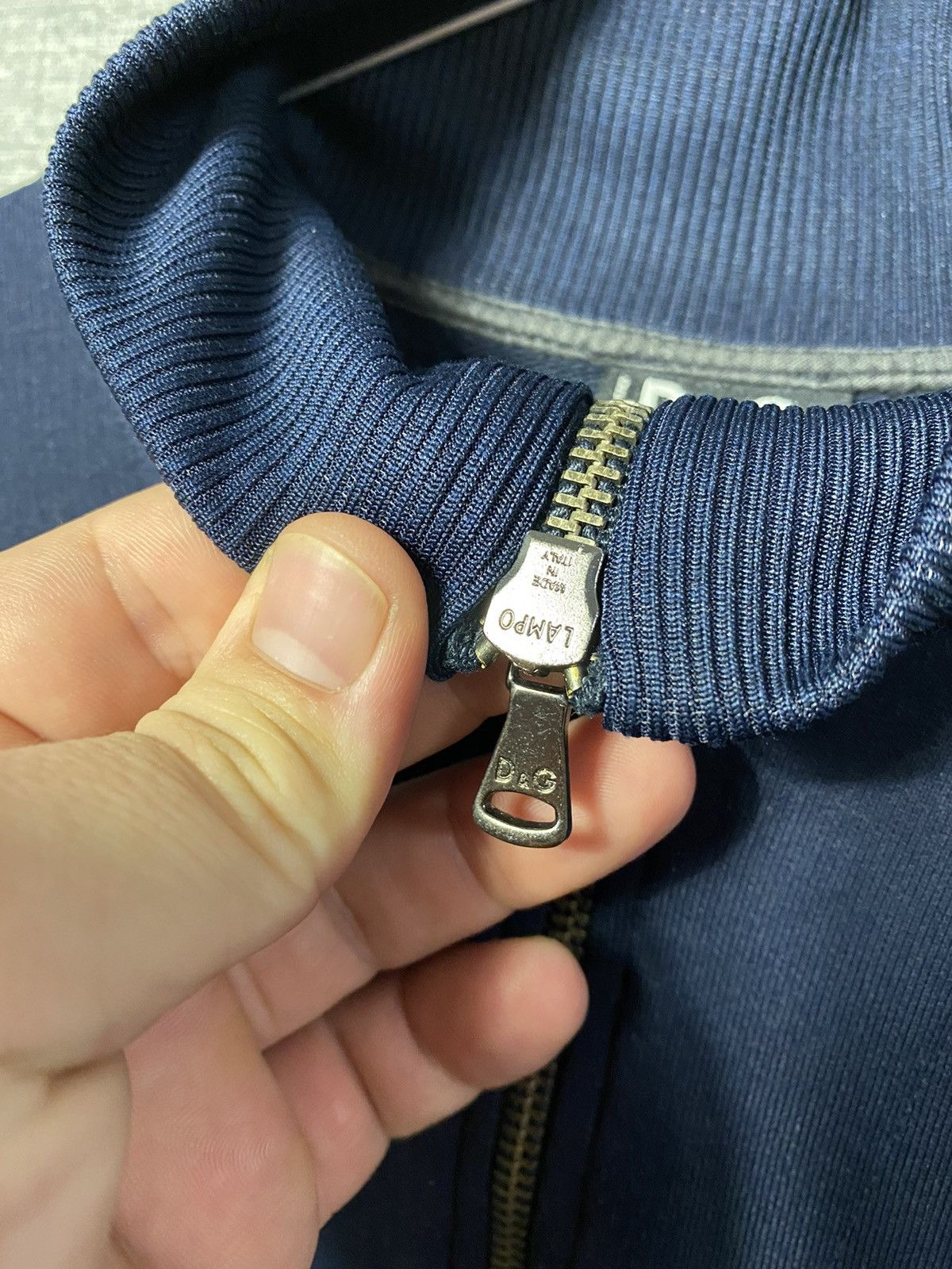 Dolce & Gabbana × Vintage Vintage Dolce & Gabbana Zip Pullover D&G Size S / US 4 / IT 40 - 4 Thumbnail
