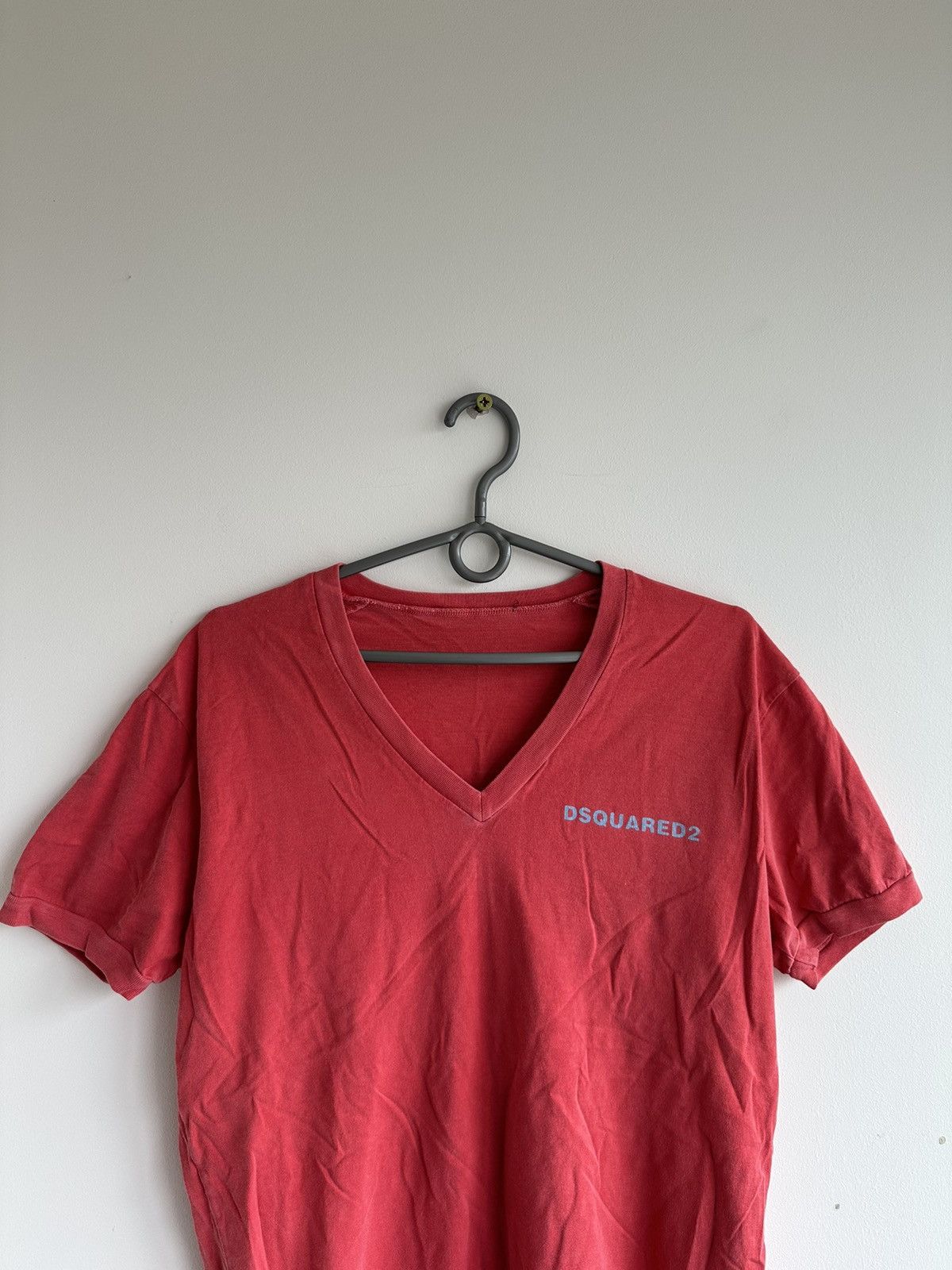Dsquared2 Dsquared2 Arizona Print Red V-Neck T-Shirt Size Large Size US M / EU 48-50 / 2 - 4 Thumbnail