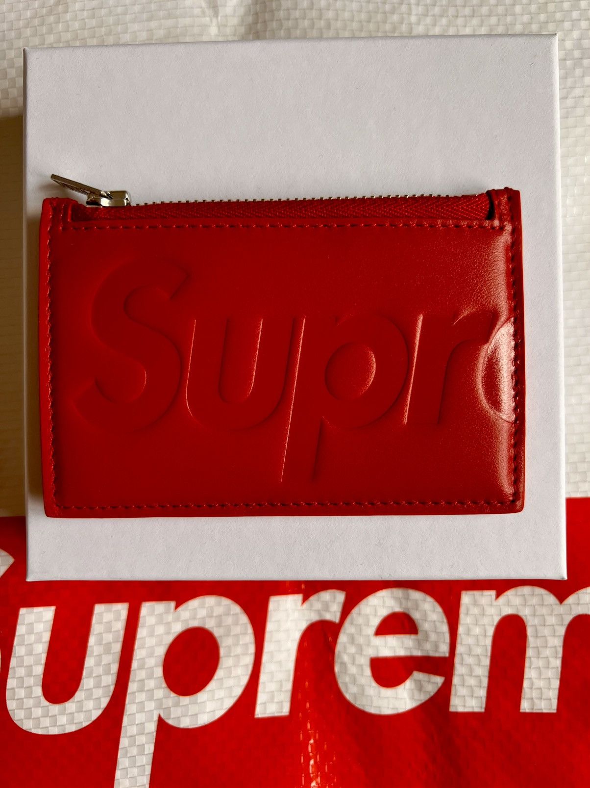 Supreme SUPREME Leather zip card holder Wallet red calfskin logo Size ONE SIZE - 5 Thumbnail