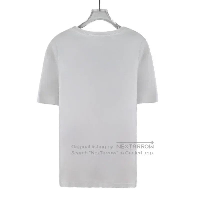Louis Vuitton Louis Vuitton White V-print cotton crewneck short-sleeve T Size US M / EU 48-50 / 2 - 2 Thumbnail