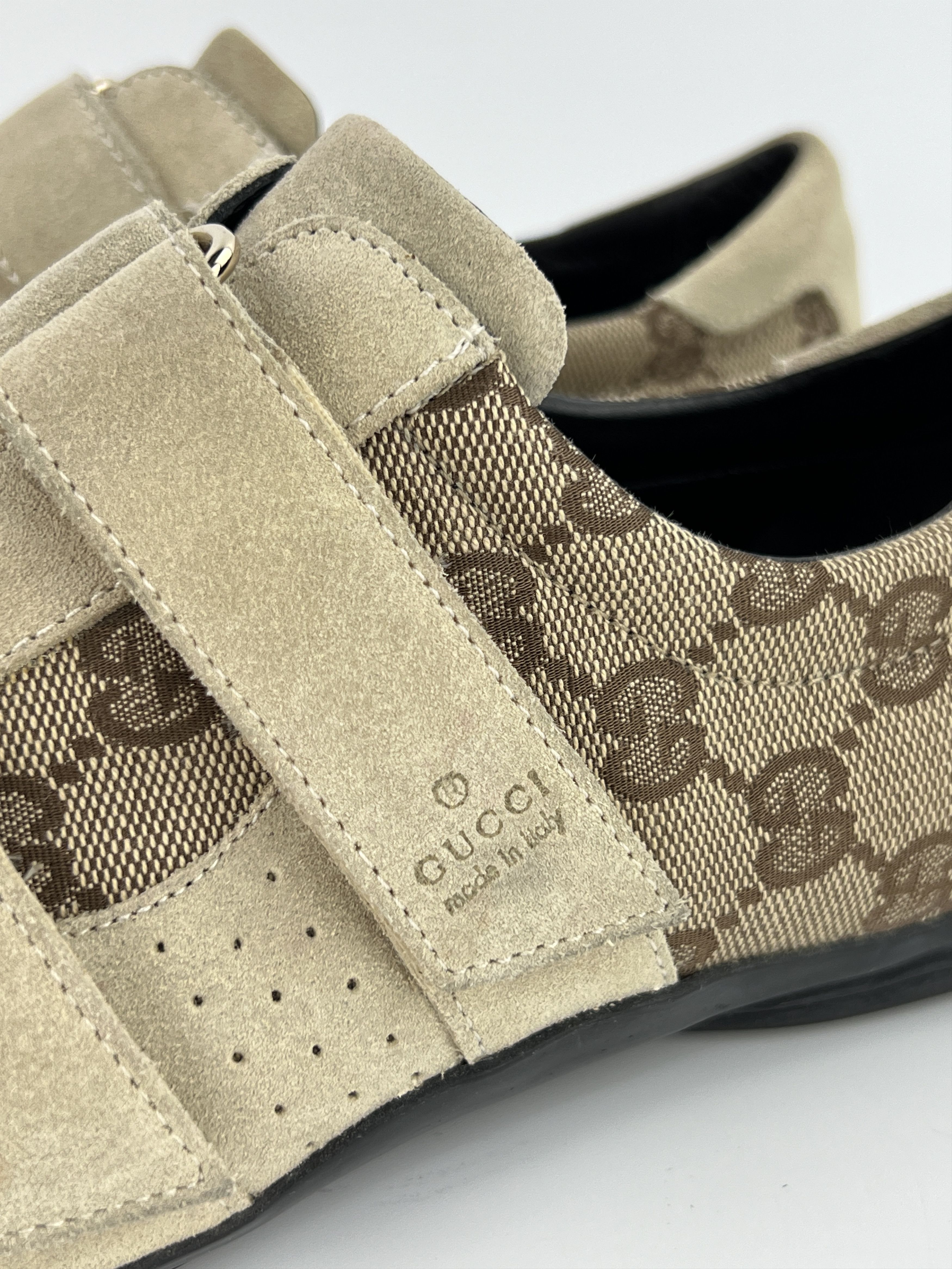 Gucci × Vintage Vintage Gucci GG Guccissima Suede Low Top Sneakers Size US 8.5 / IT 38.5 - 10 Thumbnail