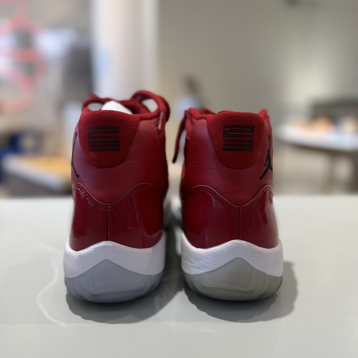 Nike Air Jordan 11 Retro Win Like 96 Size US 9.5 / EU 42-43 - 8 Thumbnail