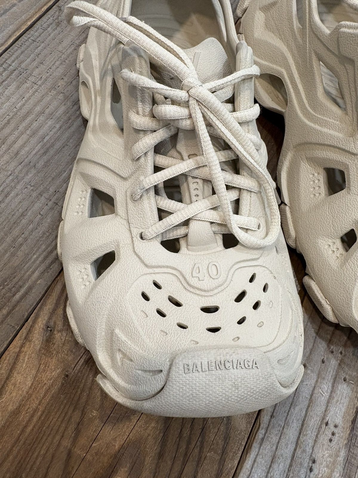 Balenciaga HD Lace Up Sneakers Off White 40 Size US 7 / EU 40 - 2 Thumbnail