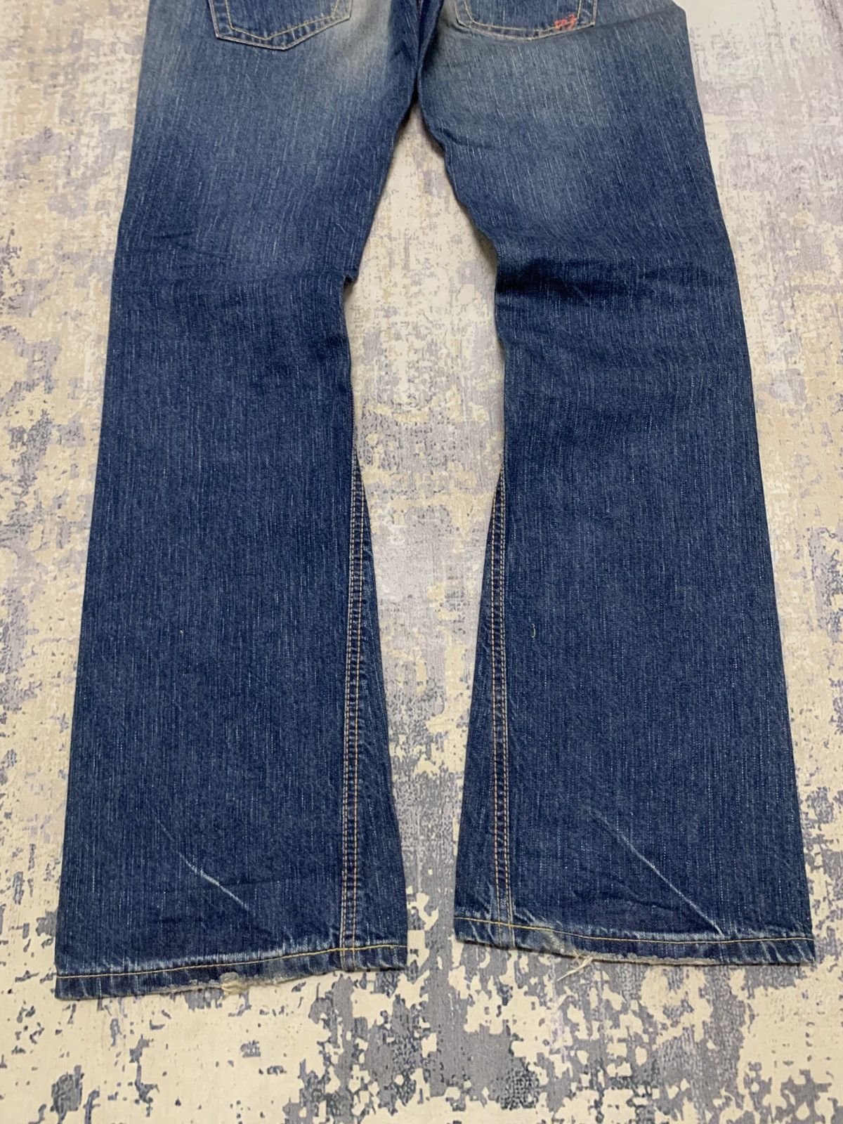 Edwin EDWIN 503 BLUE TRIP FLARE JEANS Size US 31 - 8 Thumbnail