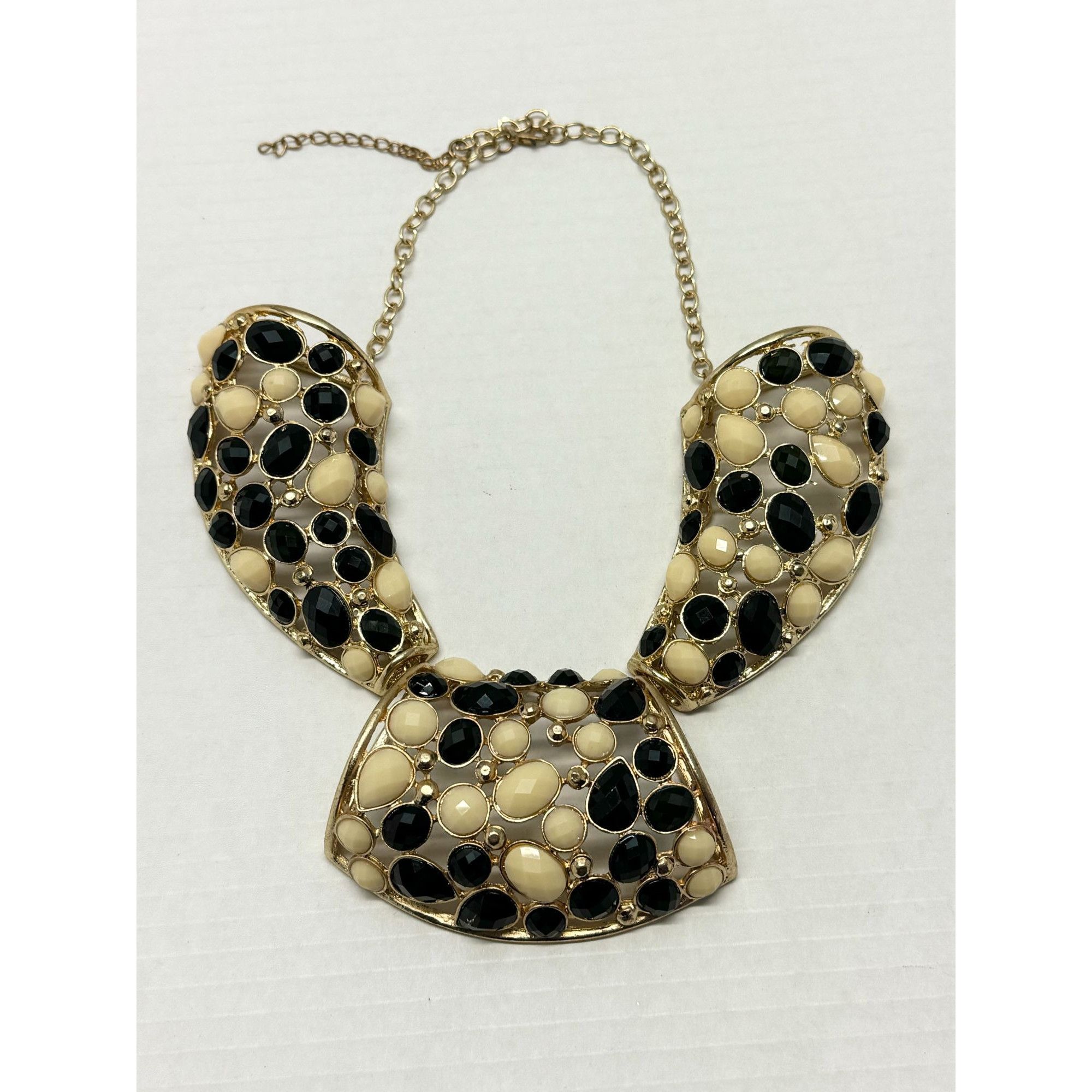 Vintage Vintage large jeweled collar necklace Size ONE SIZE - 1 Thumbnail