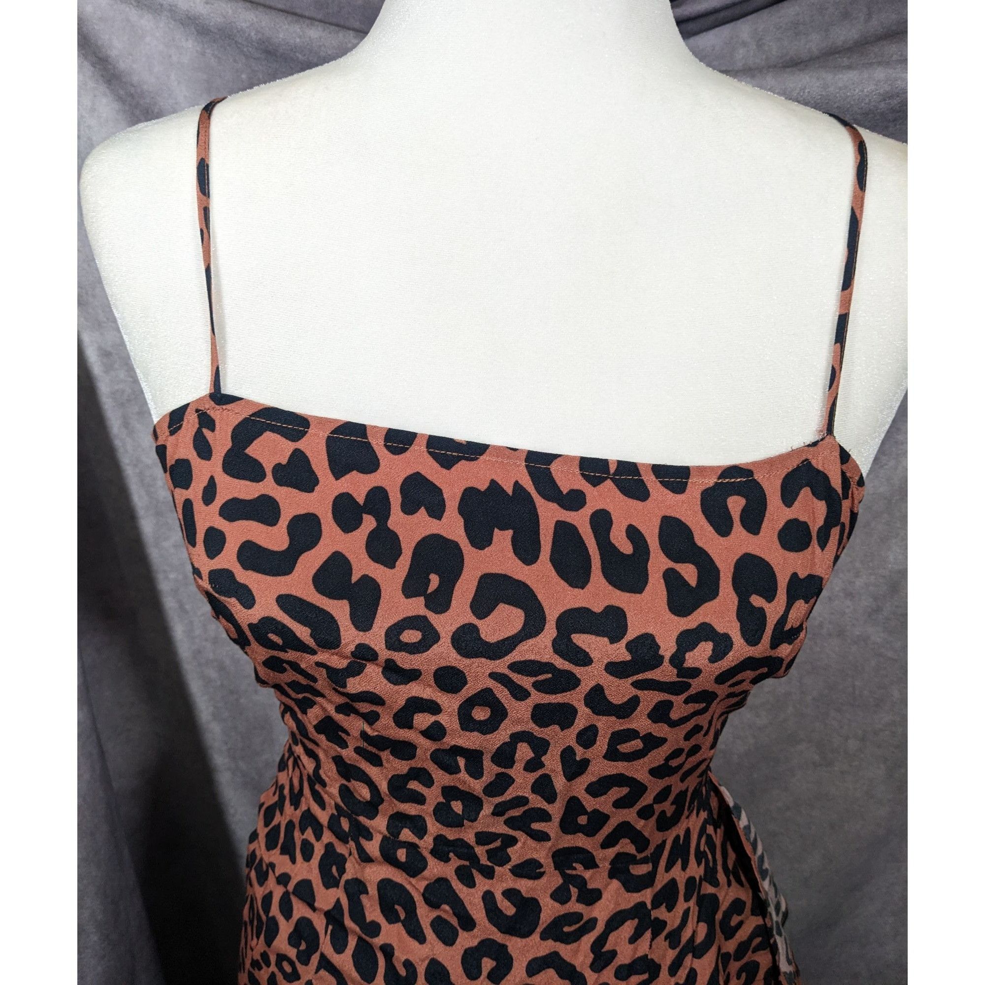 Lovers and Friends Lovers + Friends Ellie Midi Leopard Print Spaghetti Strap Ru Size XS / US 0-2 / IT 36-38 - 13 Thumbnail