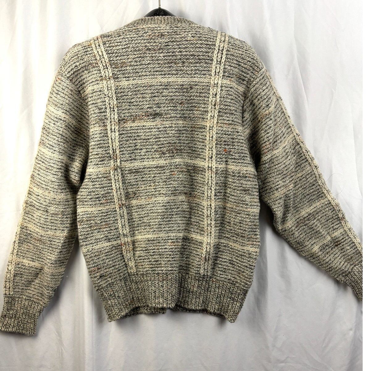 Pendleton Vtg Pendleton Pure Virgin Wool V-Neck Sweater USA Gray L Size US L / EU 52-54 / 3 - 7 Thumbnail