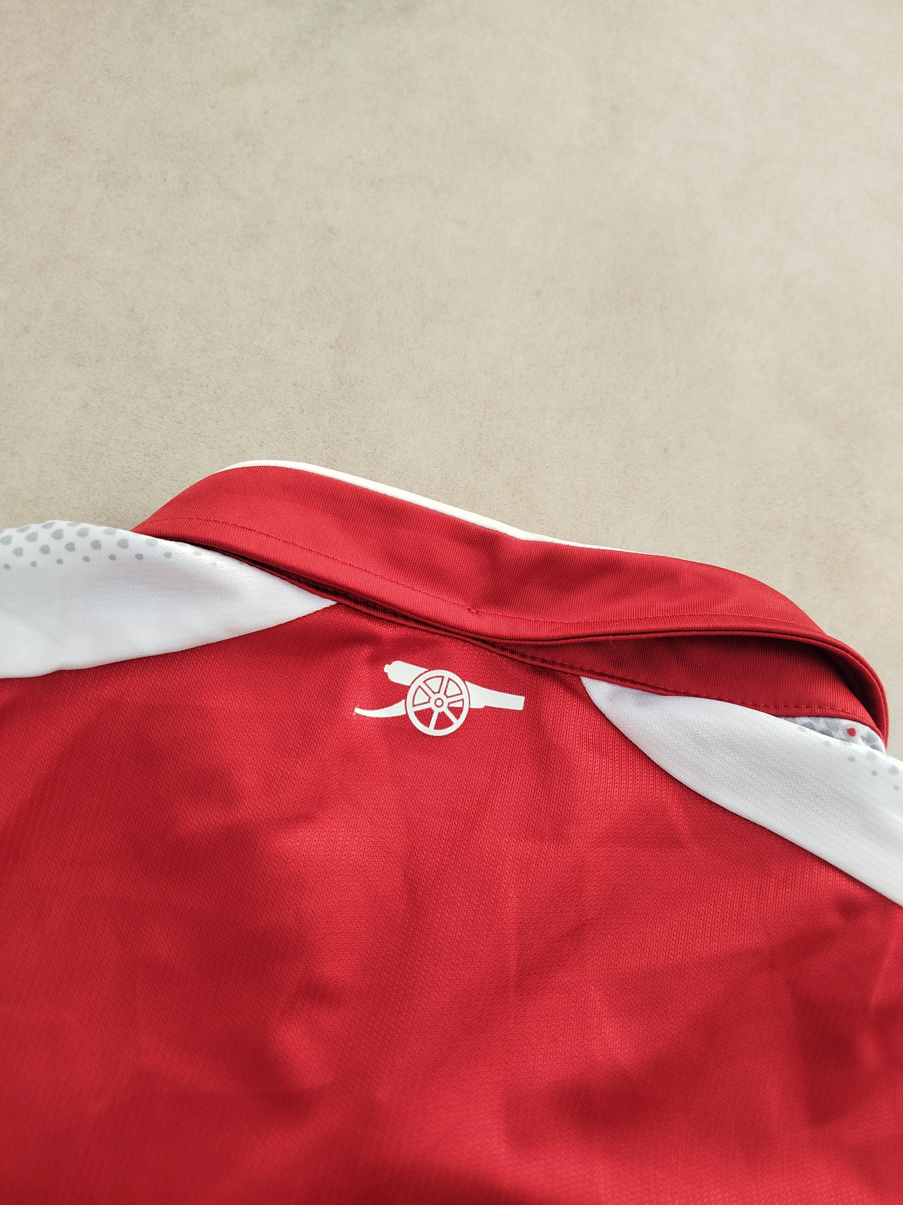 Puma Arsenal 2017 2018 home soccer jersey puma size M Size US M / EU 48-50 / 2 - 8 Thumbnail