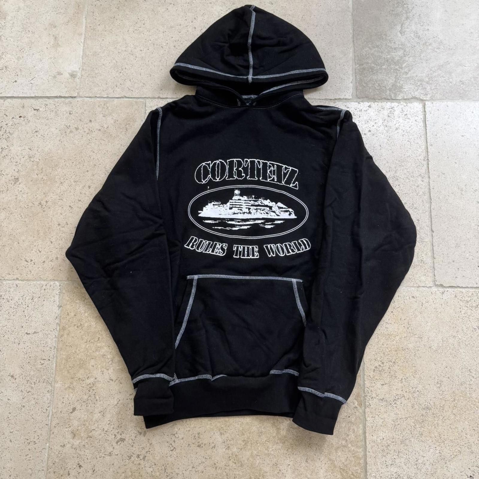 Designer Black Corteiz hoodie with white stitching Size US S / EU 44-46 / 1 - 1 Thumbnail