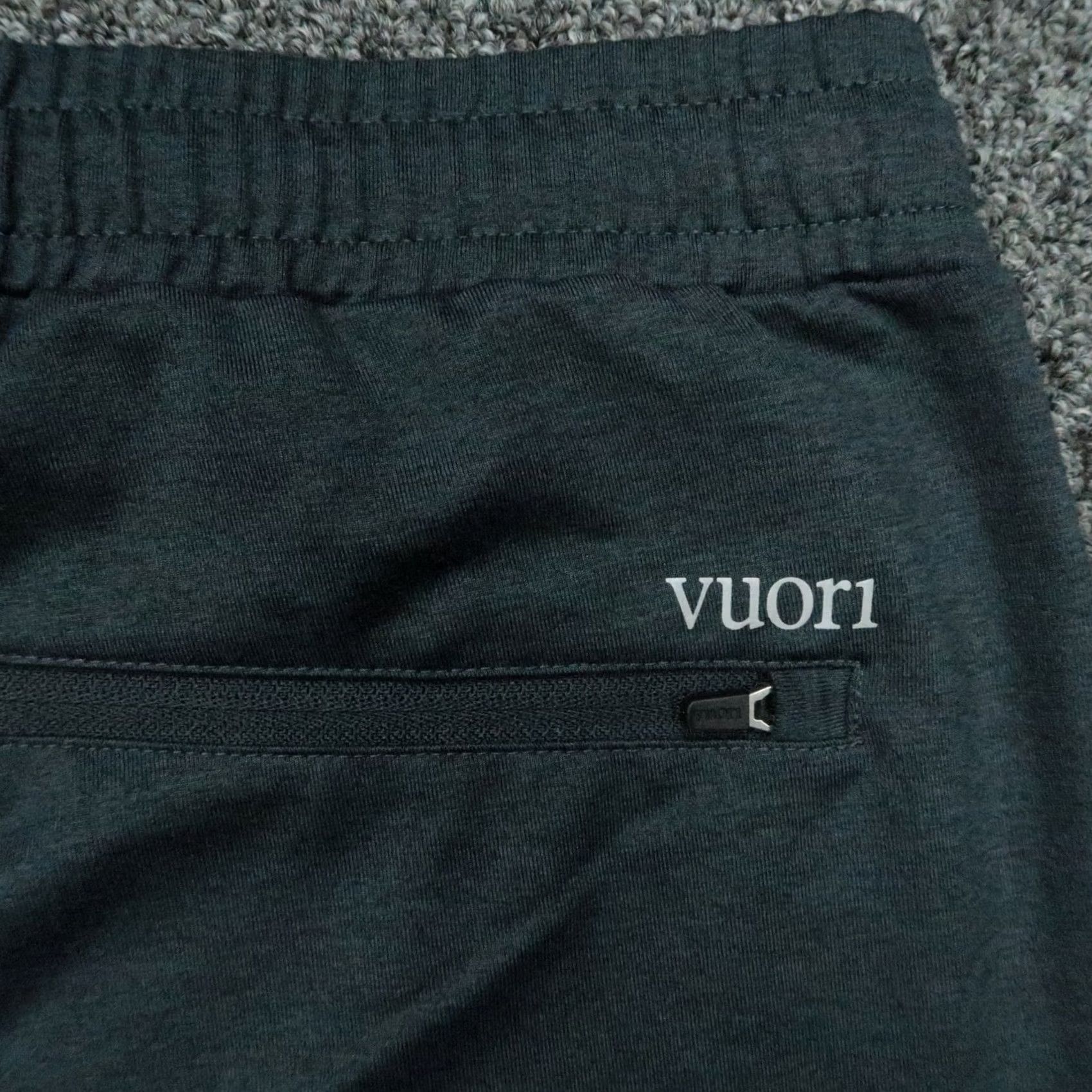 Vuori Vuori Pants Mens L Blue Sunday Performance Jogger Zip Pocket Stretch Pockets Athletic Regular Listed Size US 33 - 4 Thumbnail