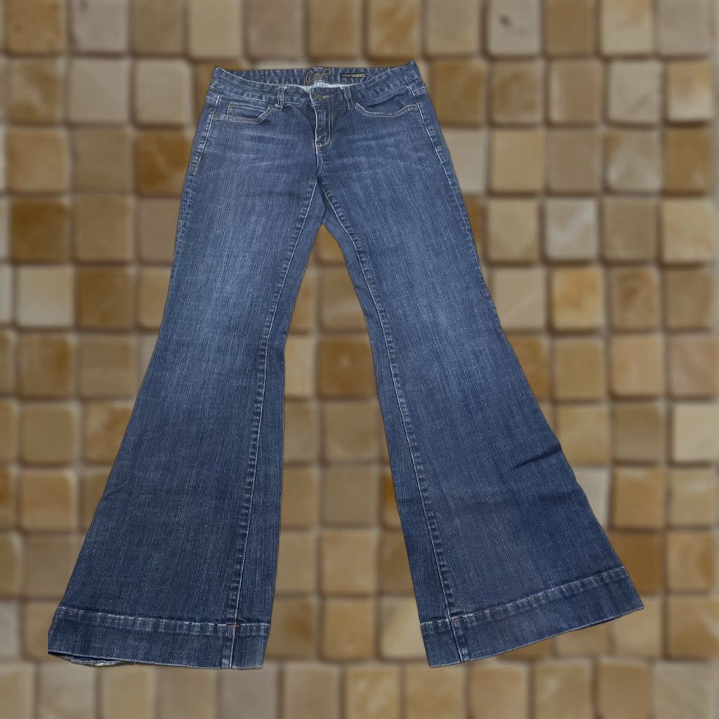 Vintage Chip & Pepper Jeans Ocean Beach Ultra Flare size 7 Juniors Women Flare Jeans Beach Size 28" / US 6 / IT 42 - 1 Thumbnail