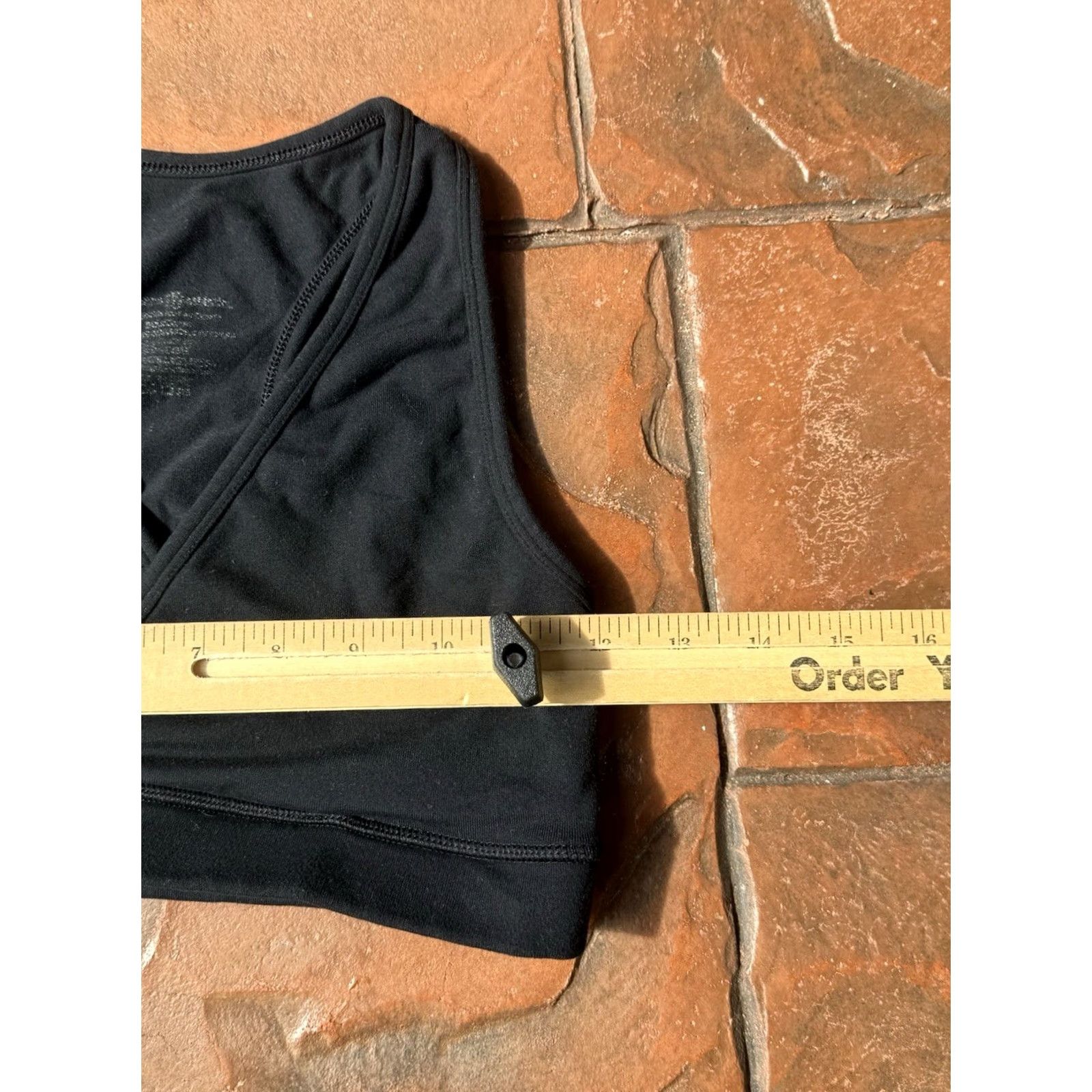 Lululemon VINTAGE Lululemon Plunge Sports Bra Women’s 6? Small? Black Gym Running Size ONE SIZE - 3 Thumbnail