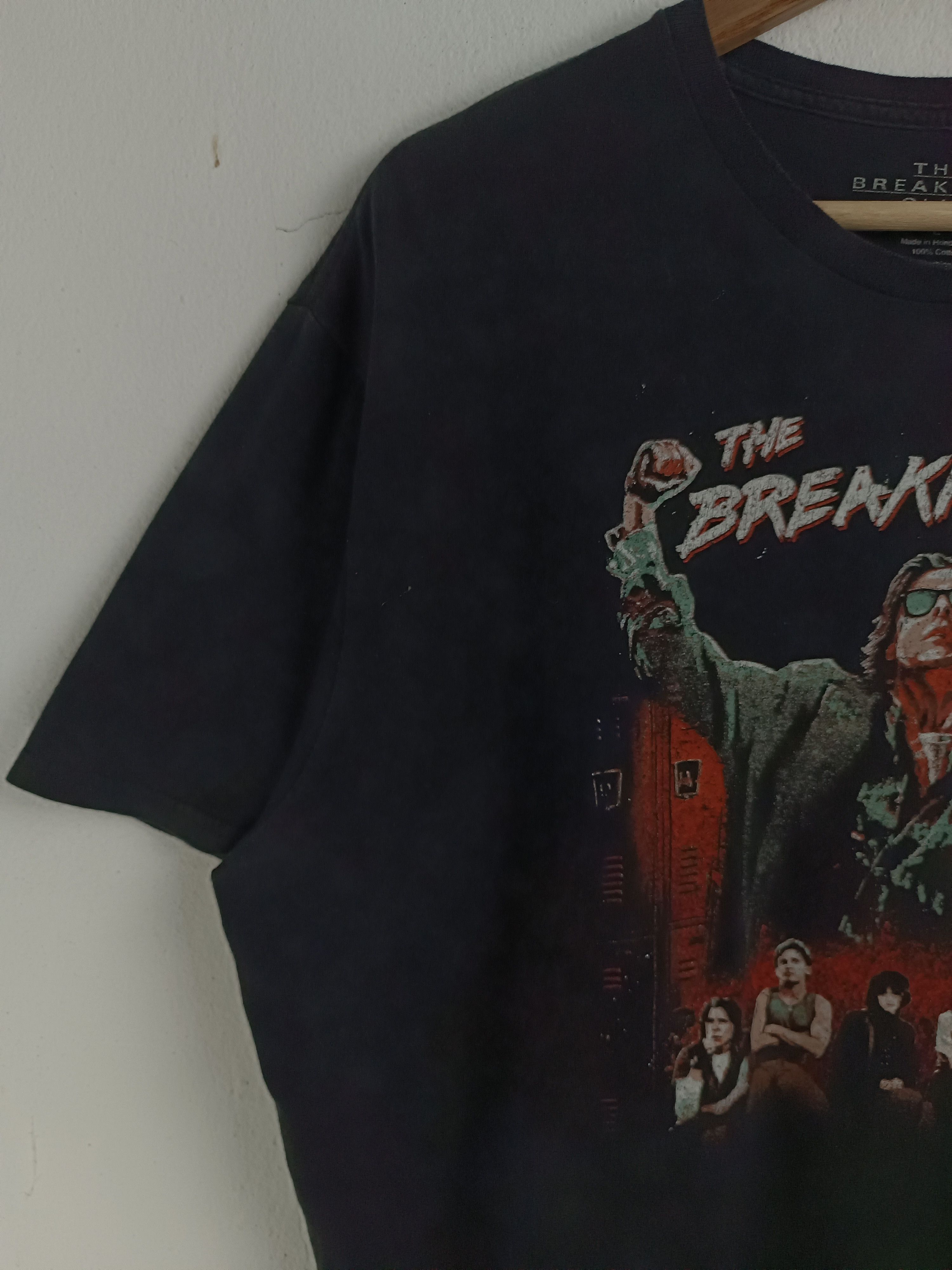 Other VINTAGE FADED THE BREAKFAST CLUB MOVIE TEE classic rom com Size US L / EU 52-54 / 3 - 5 Thumbnail