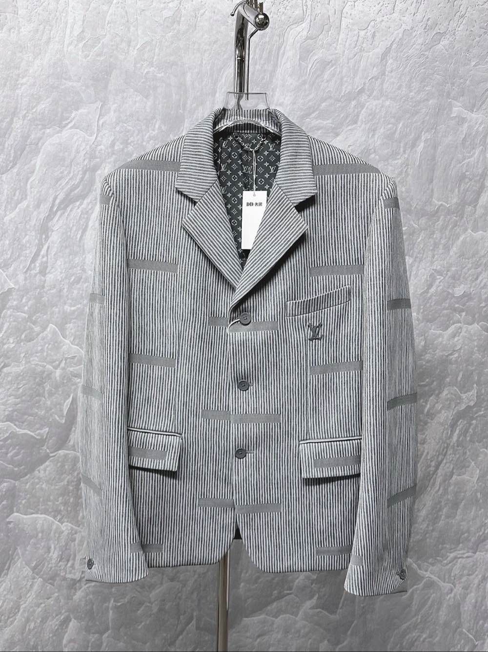 Louis Vuitton Louis Vuitton Striped Wool Blazer Size 50 Size 40R - 1 Thumbnail
