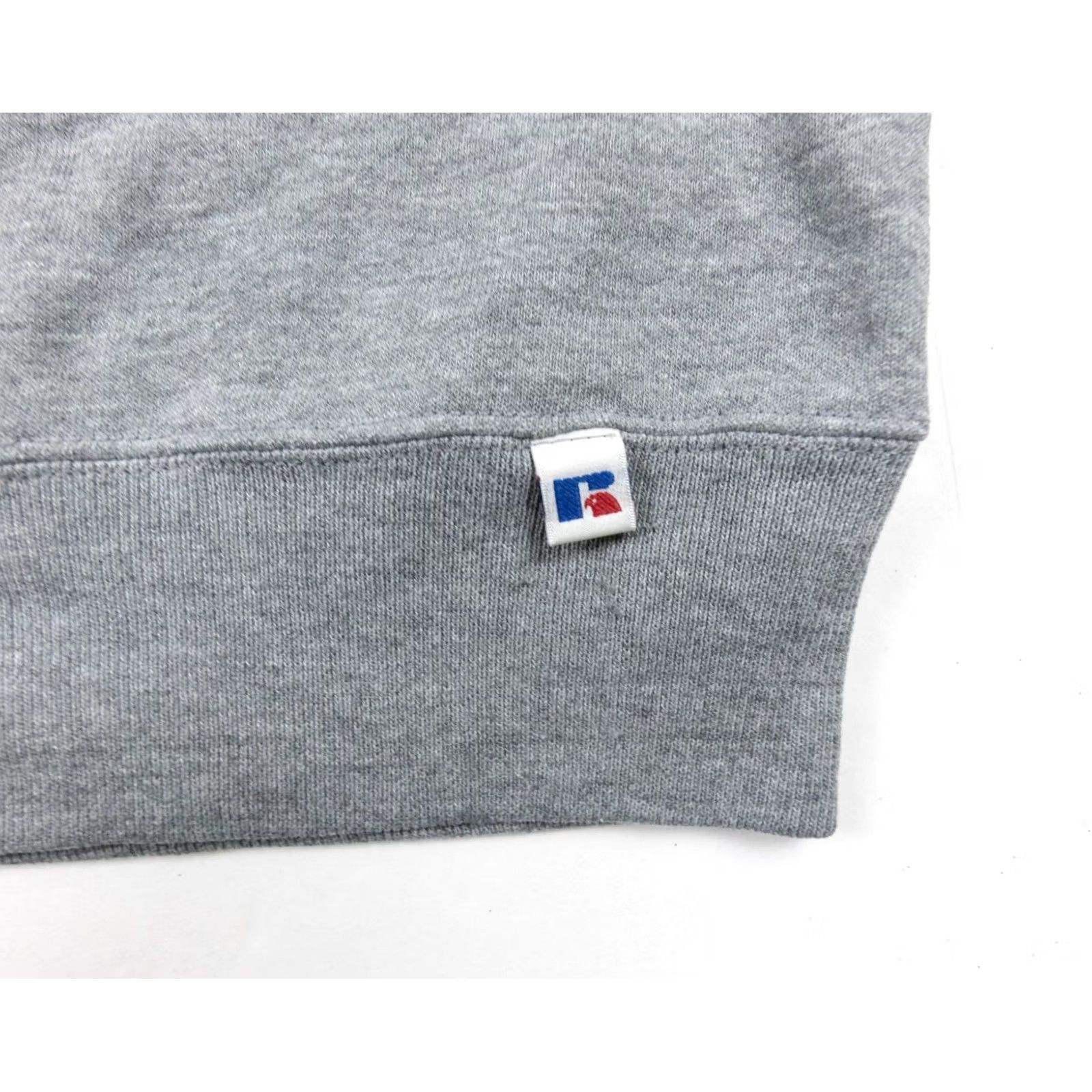 Russell Athletic VINTAGE Russell Athletic Sweatshirt Mens XLarge Gray Crewneck Sweater Distressed Size US XL / EU 56 / 4 - 4 Thumbnail