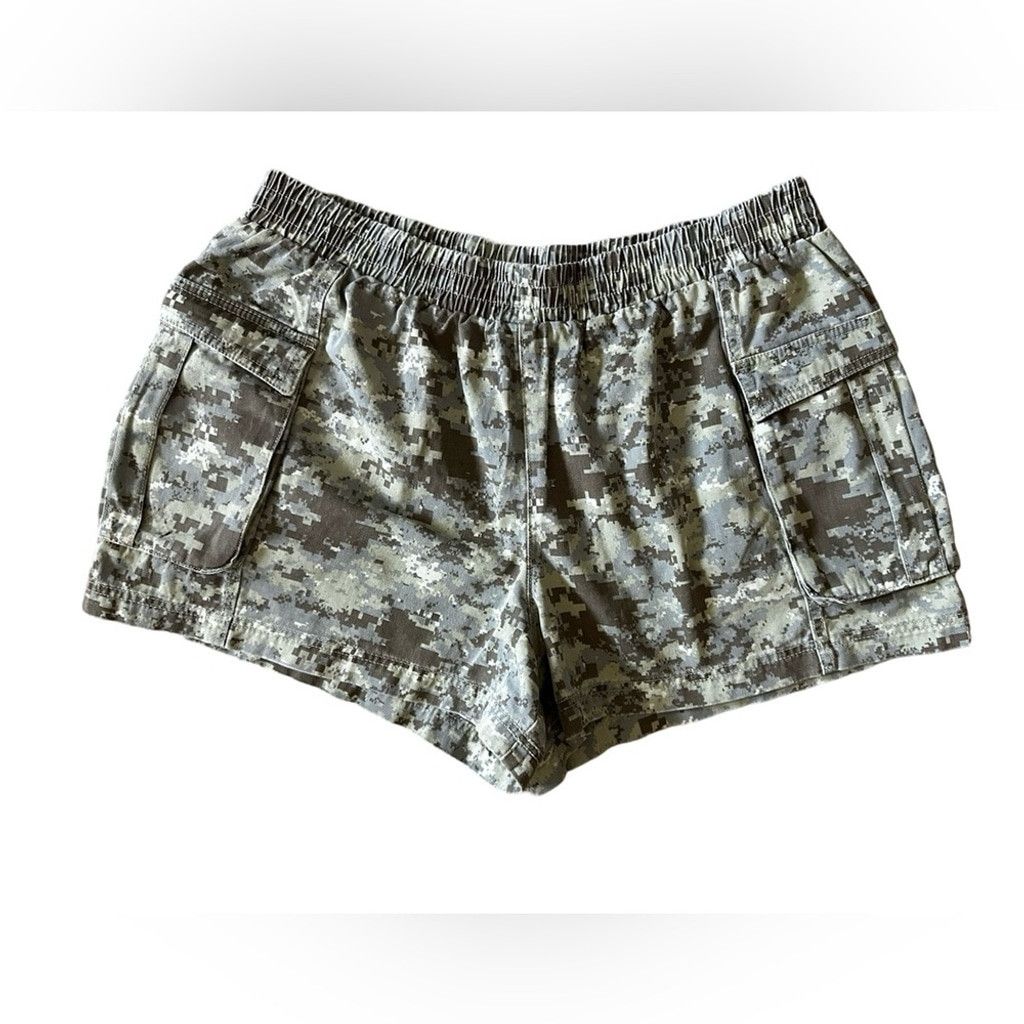 Forever 21 Forever 21+ CARGO SHORT Camo Olive Green Gray Women 1X. Size 24" / US 00 / IT 34 - 13 Thumbnail