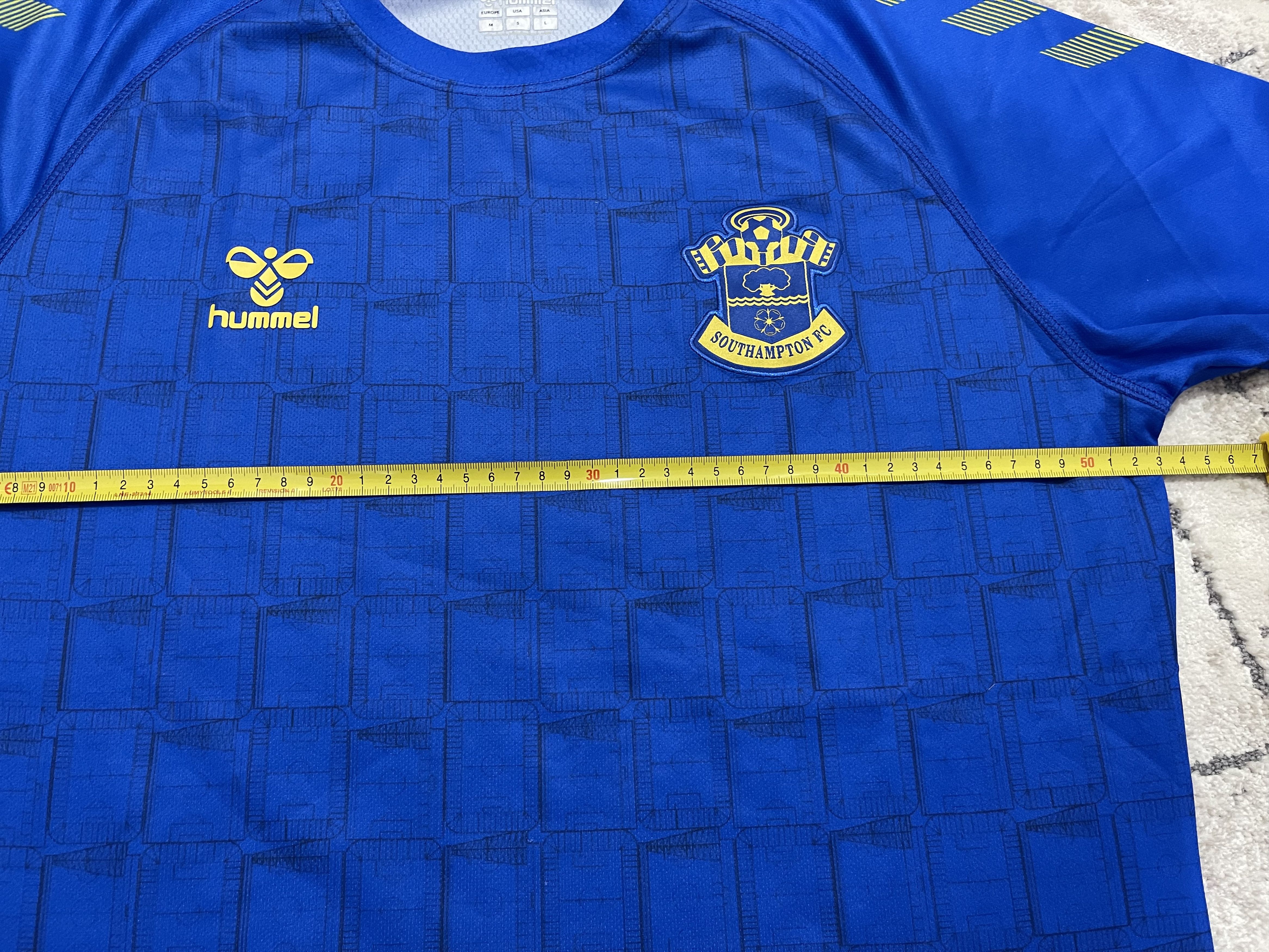 Hummel Southampton FC 22/23 Away Shirt Hummel M Size US M / EU 48-50 / 2 - 14 Thumbnail
