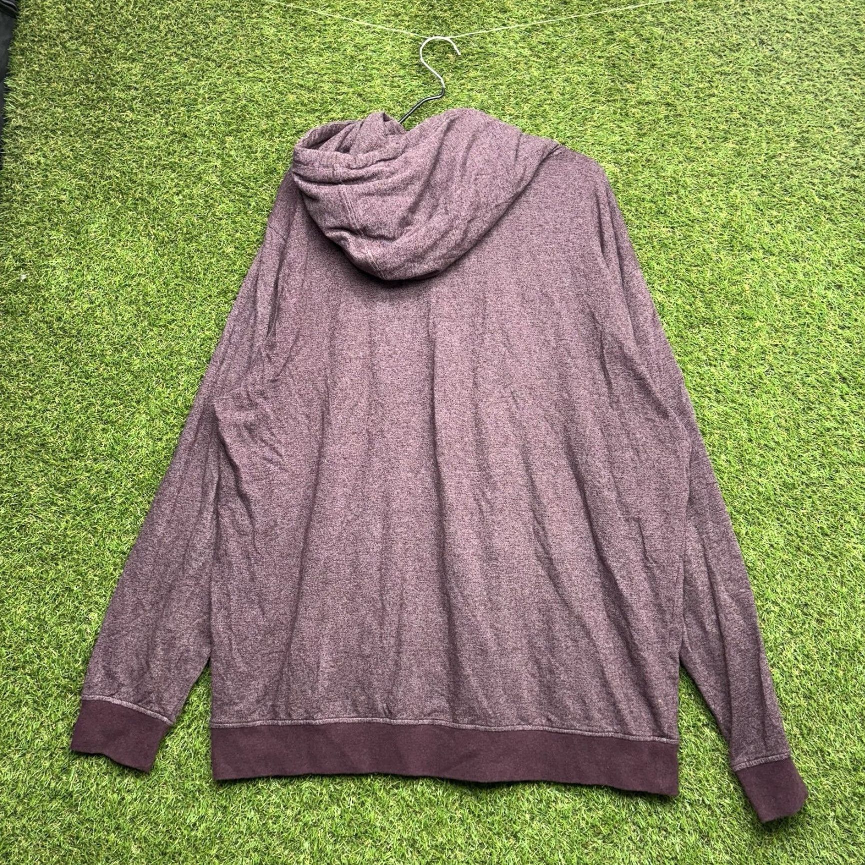 Patagonia Patagonia Sweatshirt Mens XL Purple Logo Hoodie Outdoors Casual Hiking Size US XL / EU 56 / 4 - 2 Thumbnail