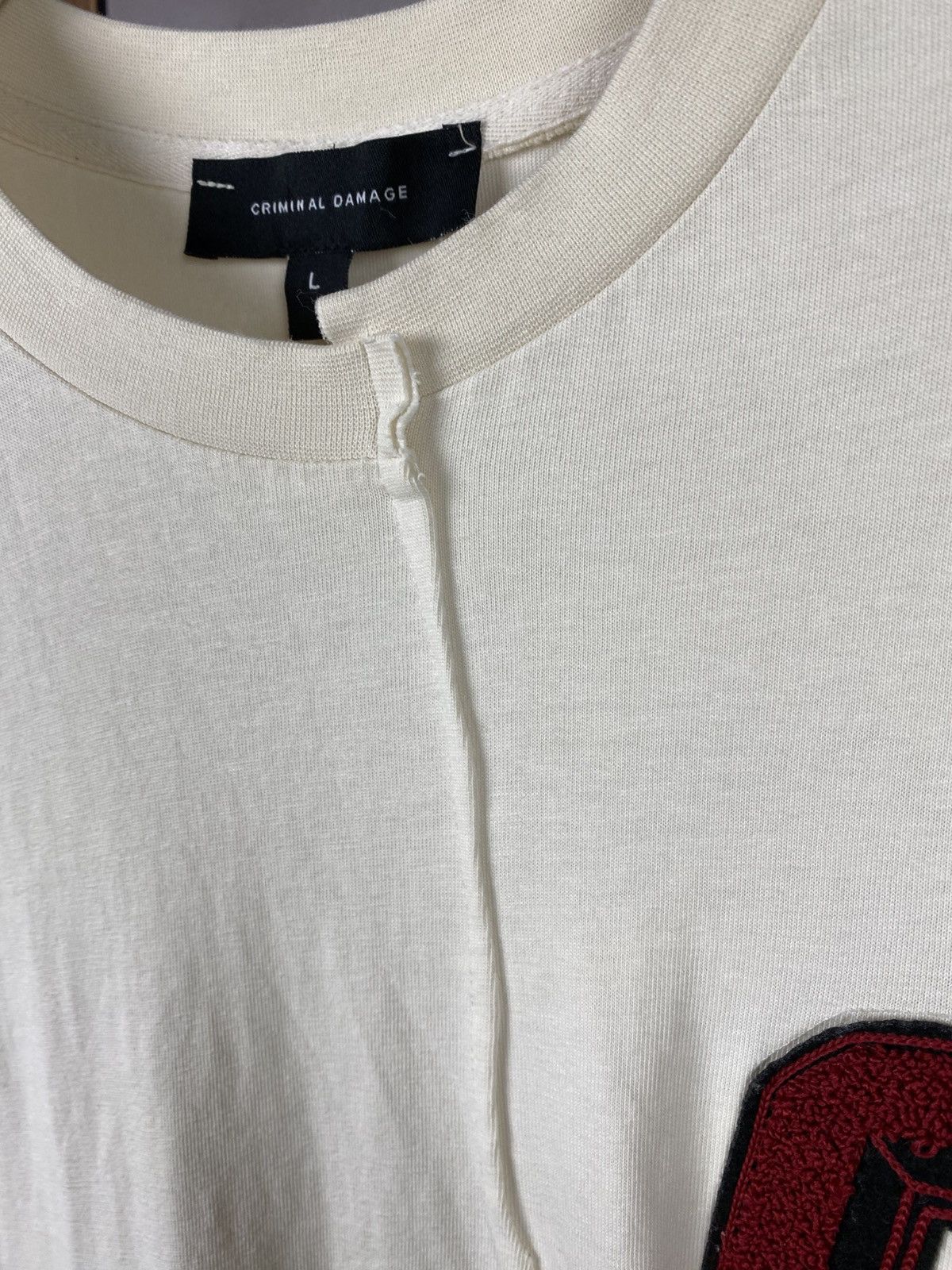 Criminal Damage 🧶T-Shirt Criminal Damage Velour Logo Beautiful Stitching🧶 Size US L / EU 52-54 / 3 - 7 Thumbnail