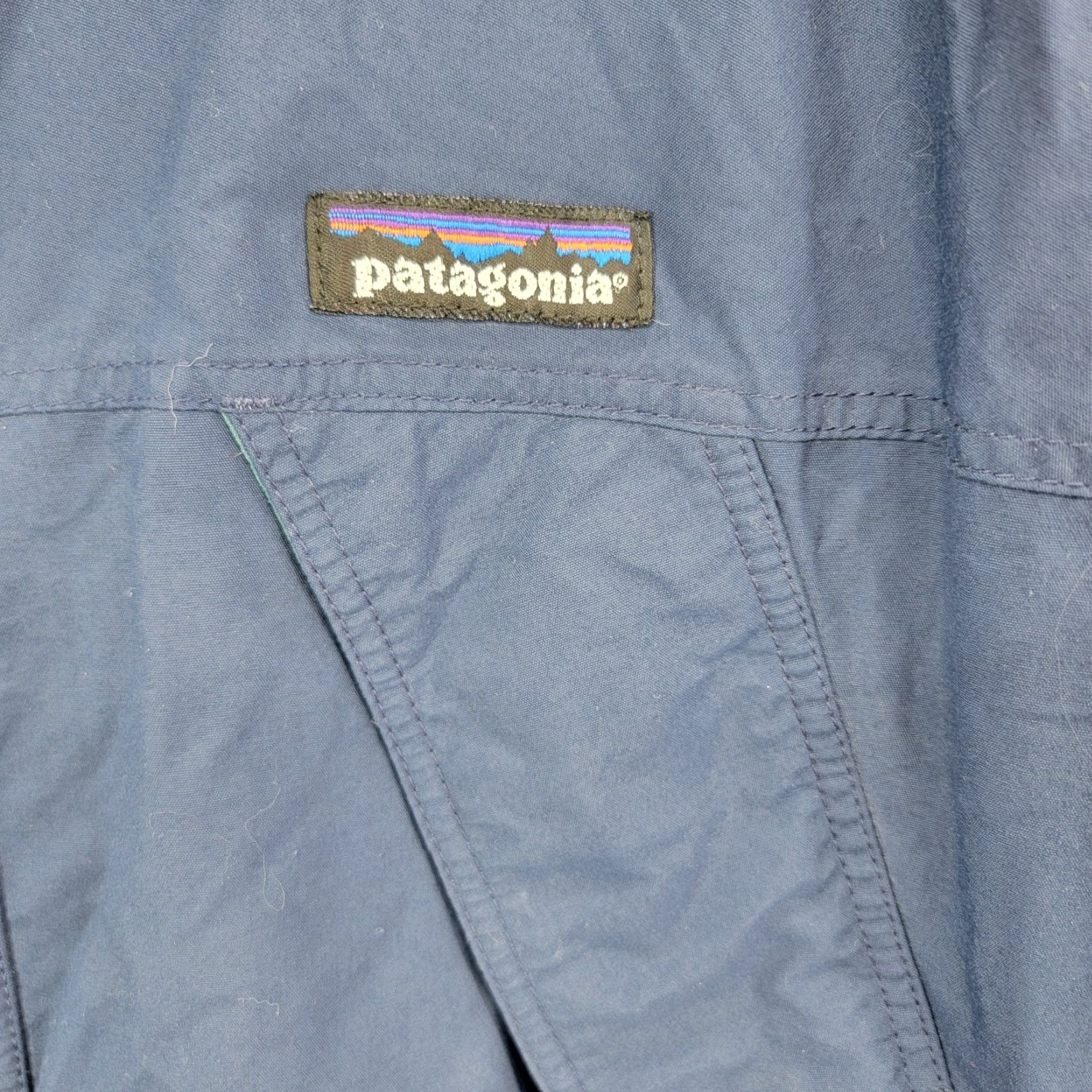Patagonia VINTAGE Patagonia Storm Jacket Medium Blue Jacket Men Regular Outdoor 90s Nautical Ski Hiking Wind-Resistant Zipper Pockets Hooded Parka Size US M / EU 48-50 / 2 - 2 Thumbnail