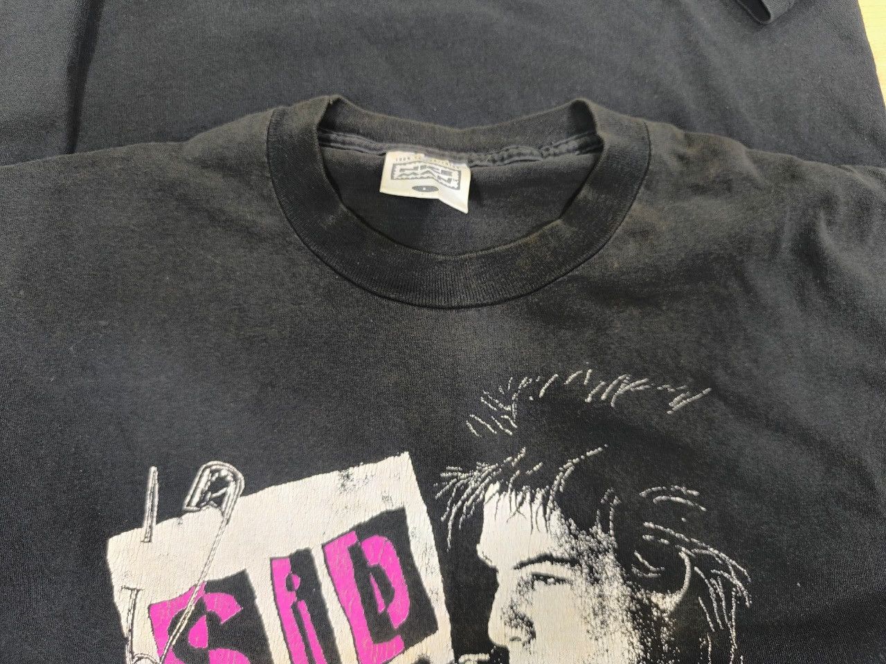 Band Tees Vintage Sid Vicious 90s Memorial Shirt Size US L / EU 52-54 / 3 - 9 Thumbnail