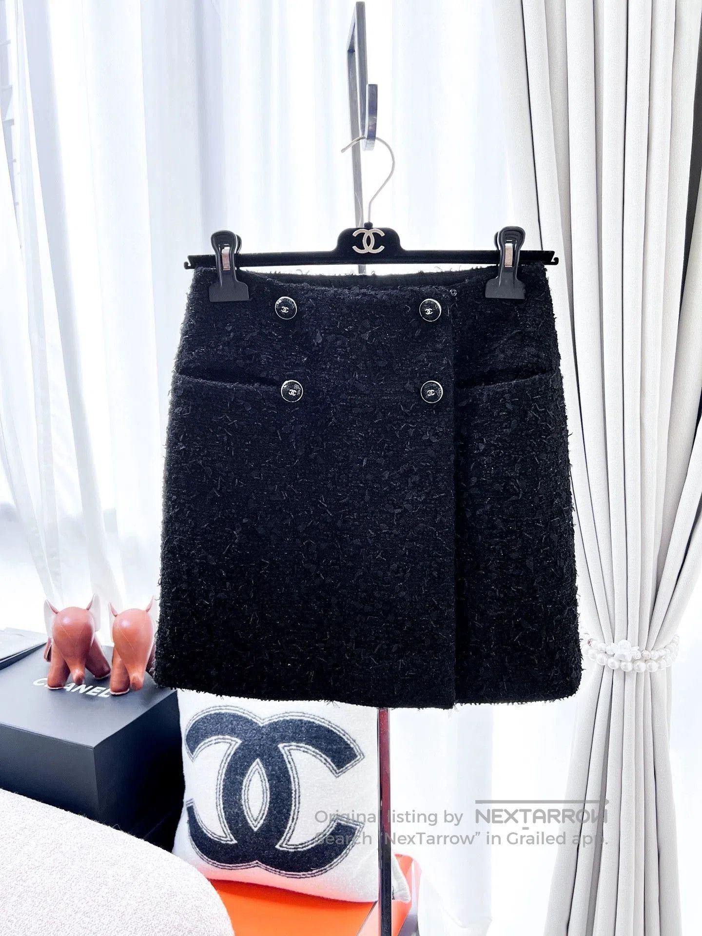 Chanel Chanel Sequin Tweed Double-Breasted Skirt. Size US 34 / EU 50 - 2 Thumbnail