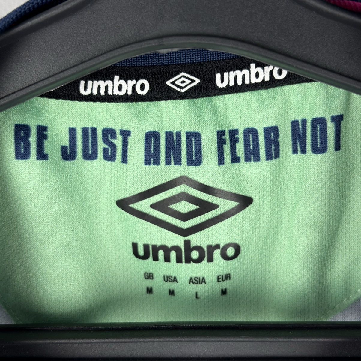 Umbro Umbro Carlisle United 24/25 Vela #16 Football Soccer Jersey Size US M / EU 48-50 / 2 - 11 Thumbnail