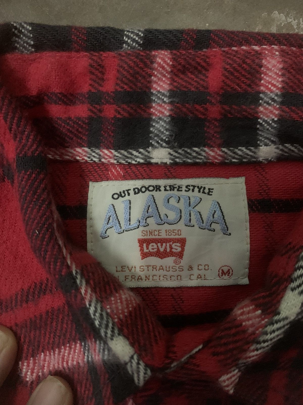 Flannel × Levi's Vintage Clothing Vintage 90’s Levi’s Alaska Flannel Shirt Size US M / EU 48-50 / 2 - 4 Thumbnail