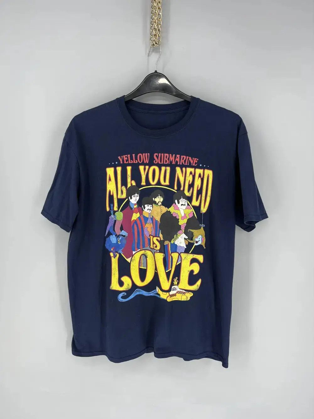Band Tees Vintage Y2K The Beatles All You Need Thrashed Rock Size US XL / EU 56 / 4 - 1 Thumbnail