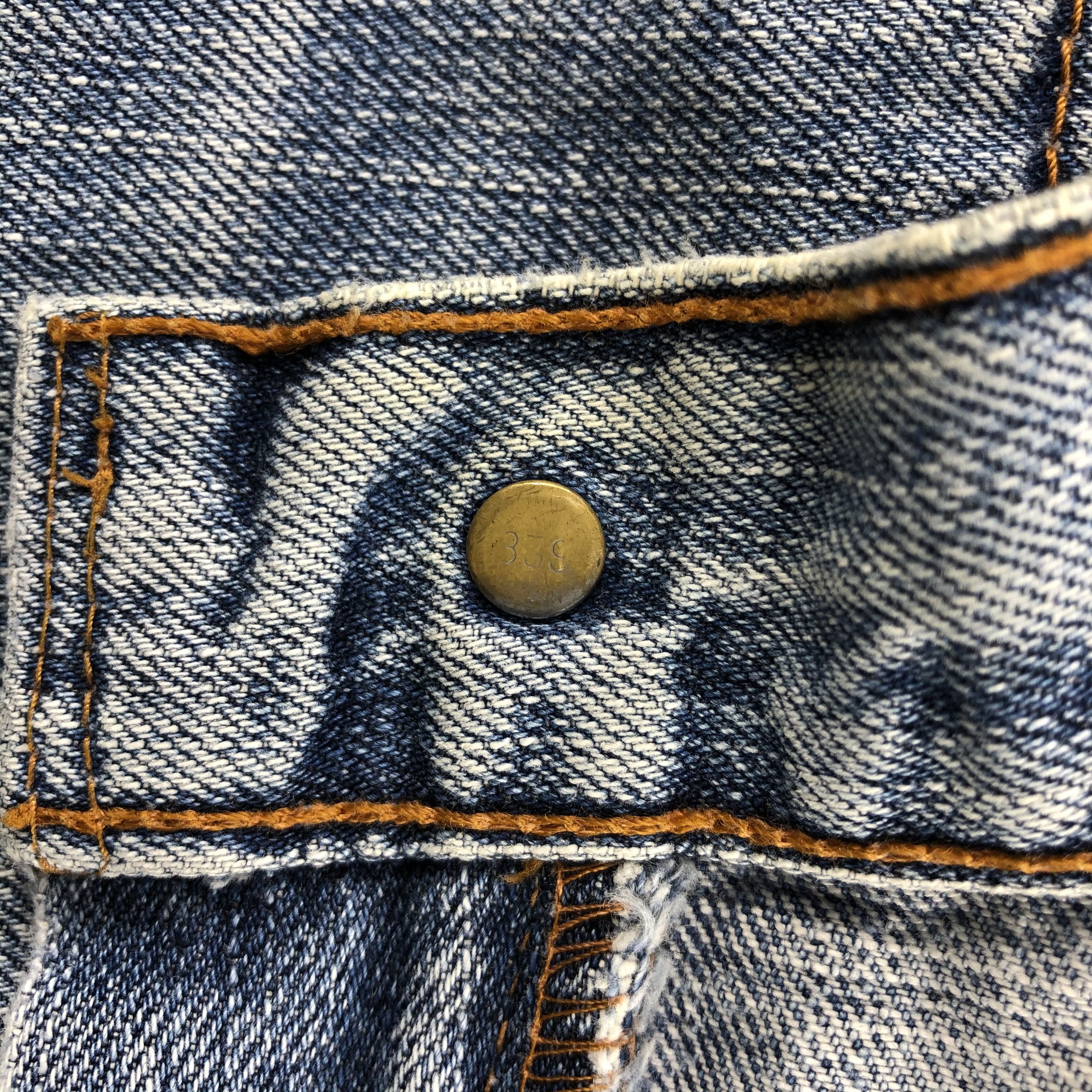 Levi's × Vintage Vintage Light Wash Levis 502 Jeans-JM2728 Size US 31 - 10 Thumbnail