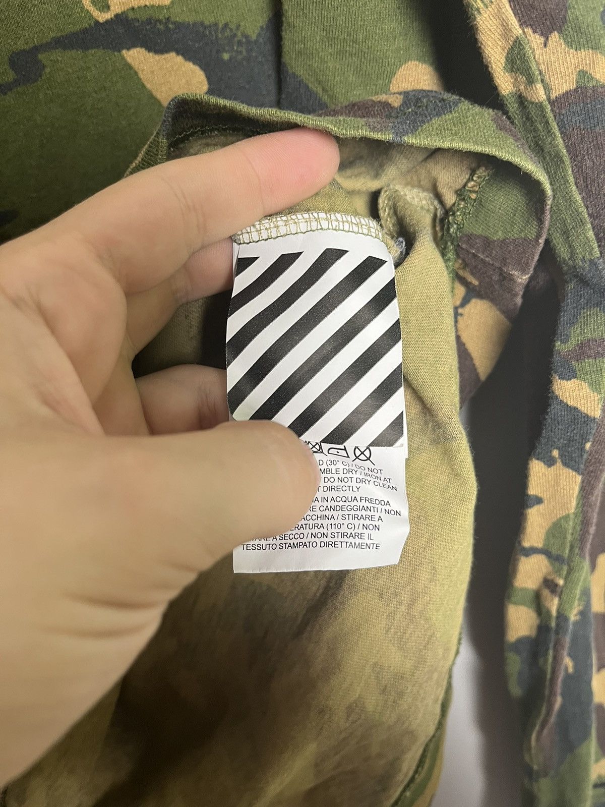 Off-White Off white camouflage long sleeve tshirt Size US S / EU 44-46 / 1 - 6 Thumbnail