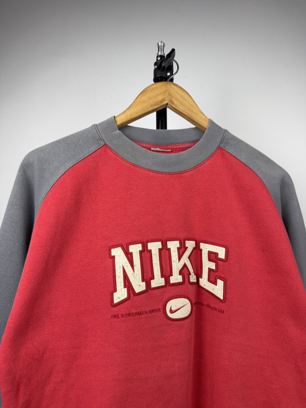 Nike ❤️‍🔥 Nike Vintage Faded Raglan Embroidered Crewneck Sweatshirt Size US S / EU 44-46 / 1 - 2 Thumbnail