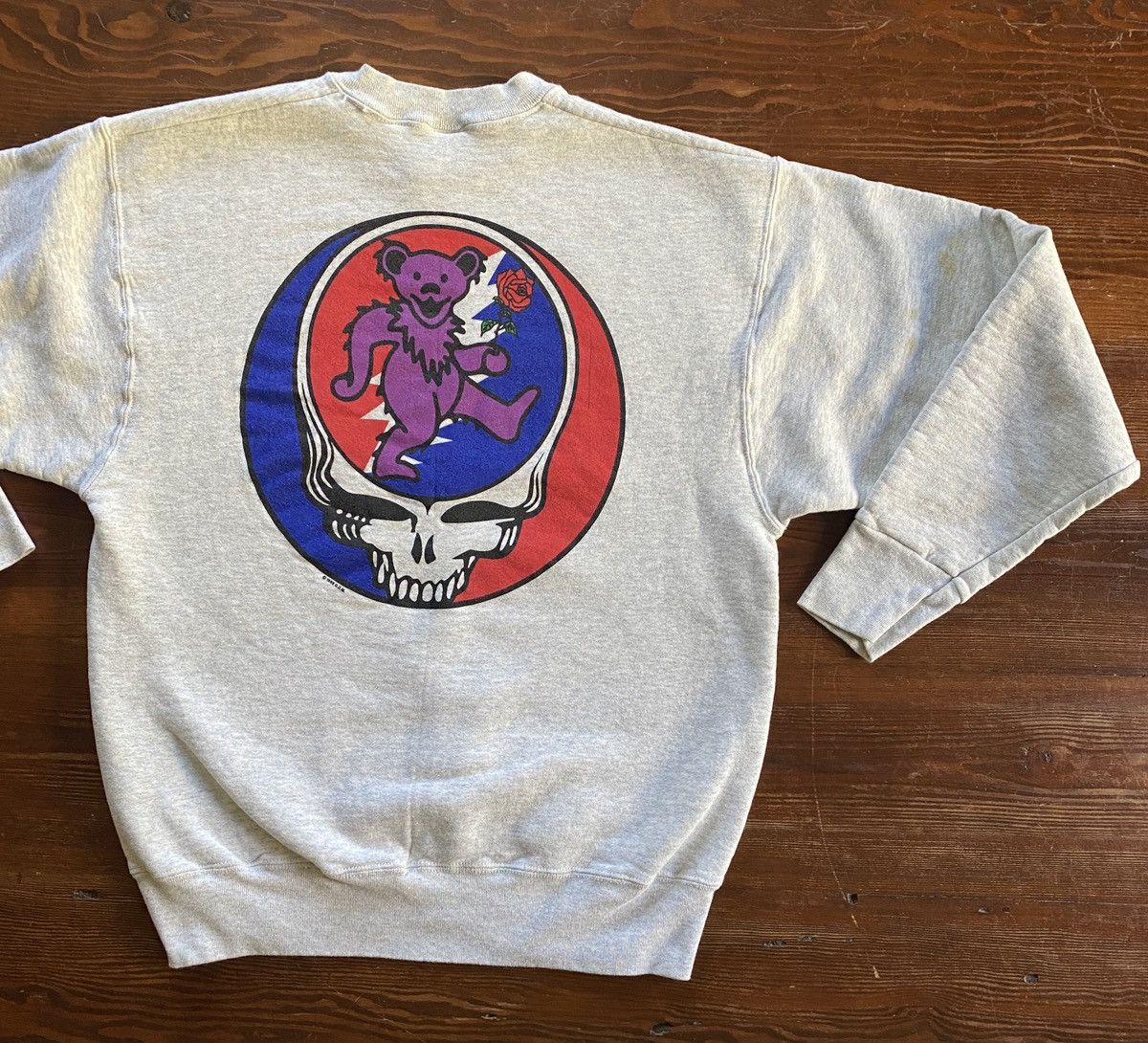 image of Fruit Of The Loom x Grateful Dead Vintage ‘95 Grateful Dead Lightning Skull Bear Rose Crewneck in G