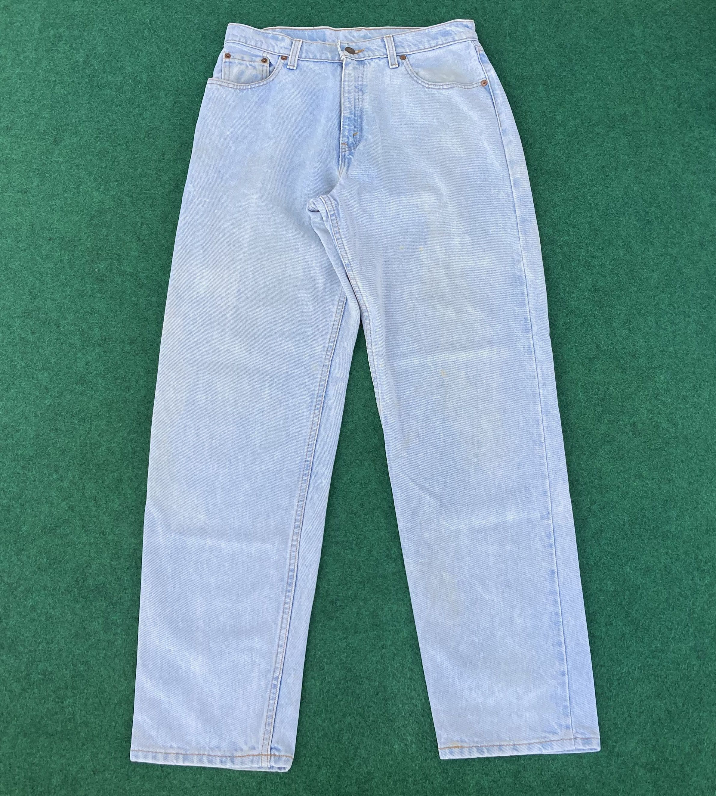 Levi's × Vintage Vtg Levis 560 Loose Fit Straight Leg 90s Jeans Size US 31 - 1 Thumbnail