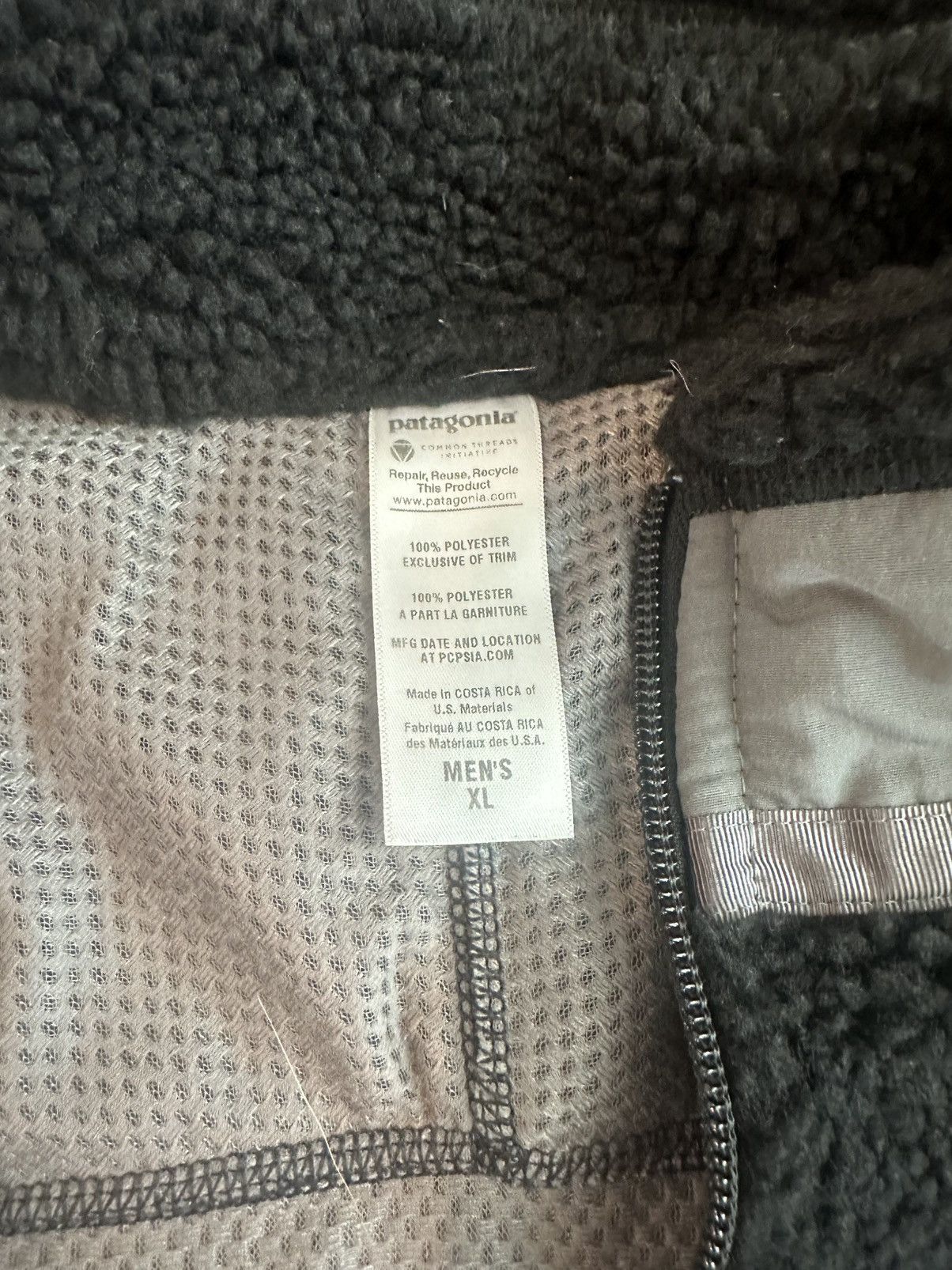 Patagonia Vintage Y2K Patagonia Retro X Men’s Fleece Outdoor Vest Size US XL / EU 56 / 4 - 6 Thumbnail