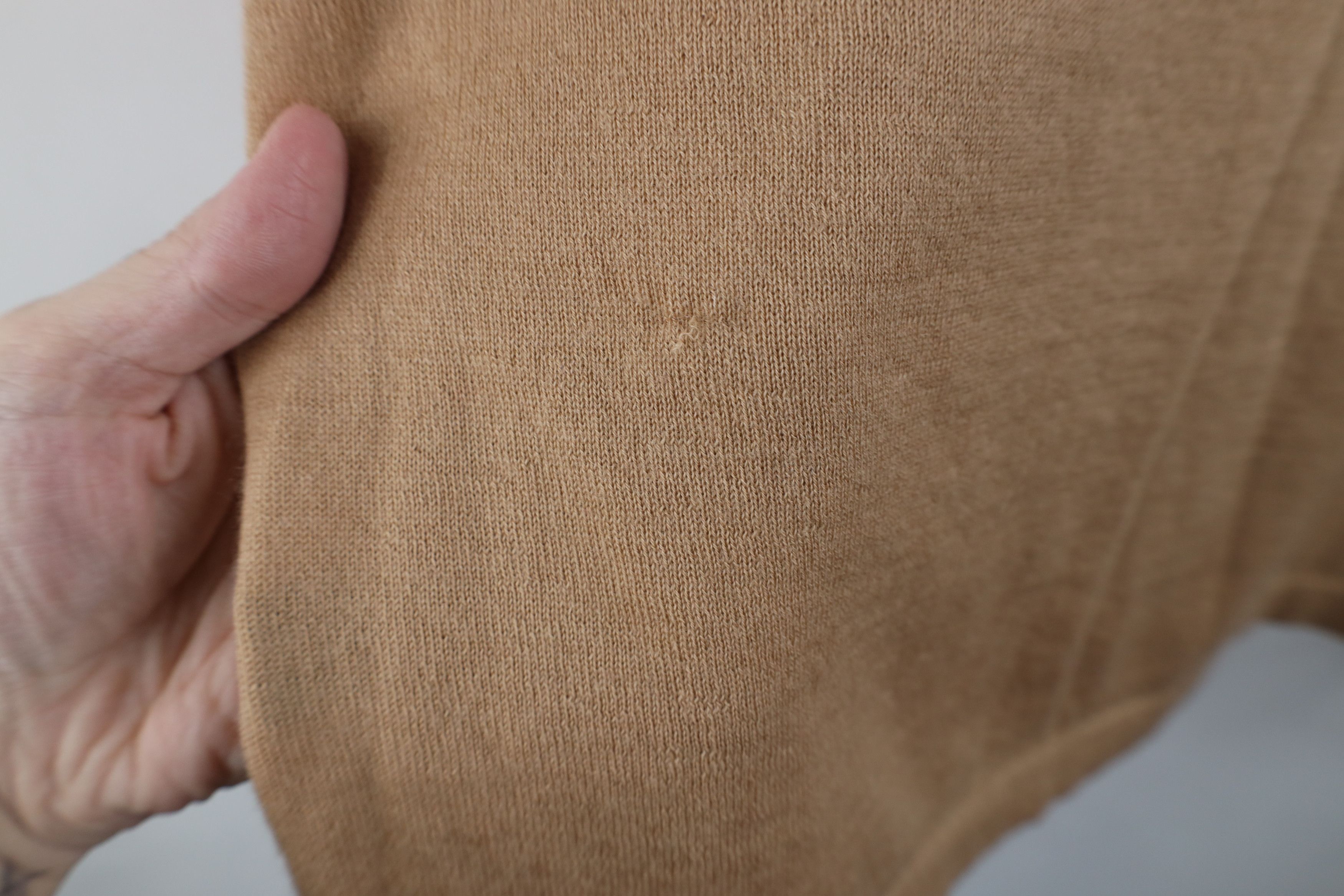Neiman Marcus × Vintage Neiman Marcus Blank Soft Cashmere Knit Ribbed Sweater Beige Size L / US 10 / IT 46 - 9 Thumbnail