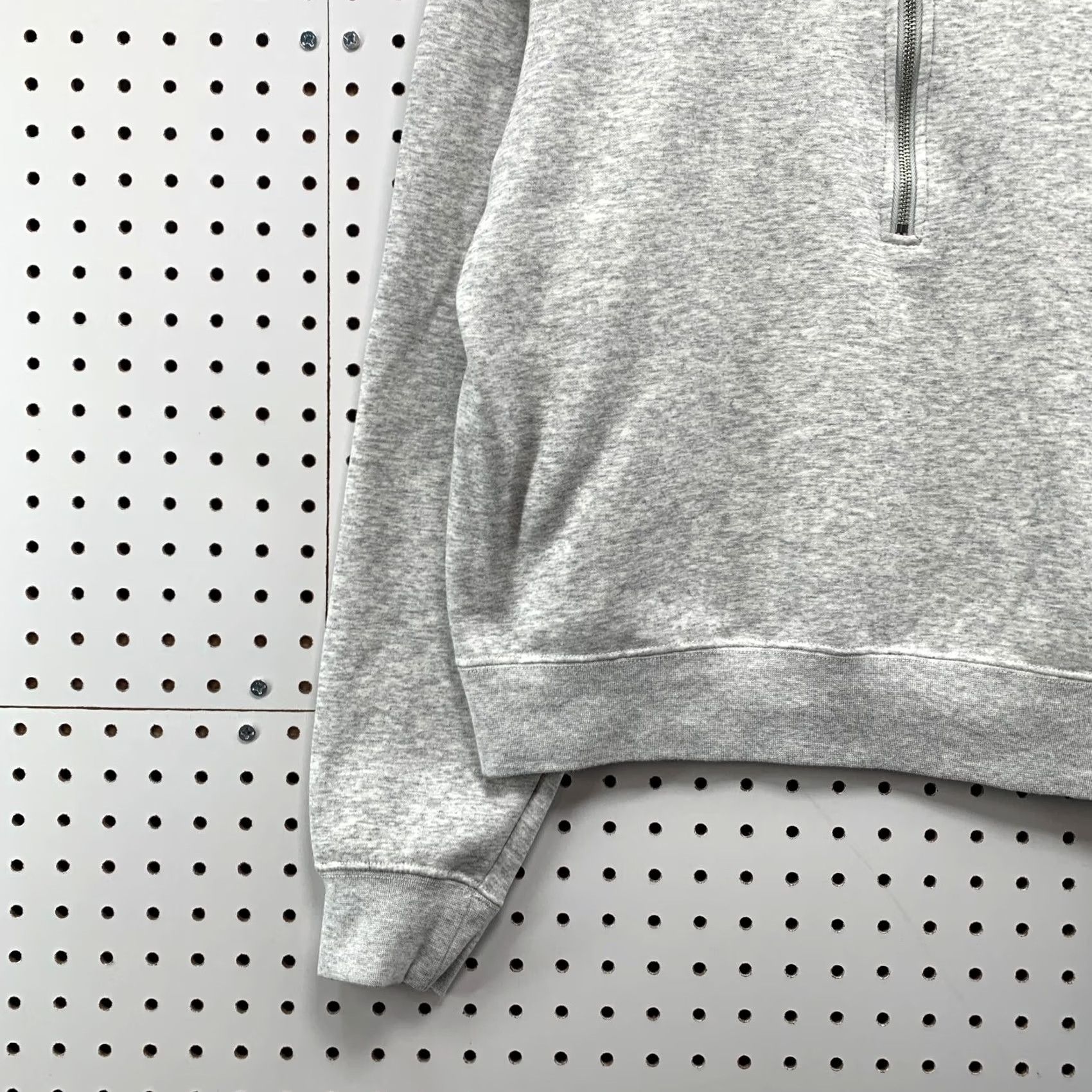 Fabletics Fabletics Pullover Sweatshirt Gray Womens Large Crop Long Sleeve 1/2 Zip Size L / US 10 / IT 46 - 3 Thumbnail