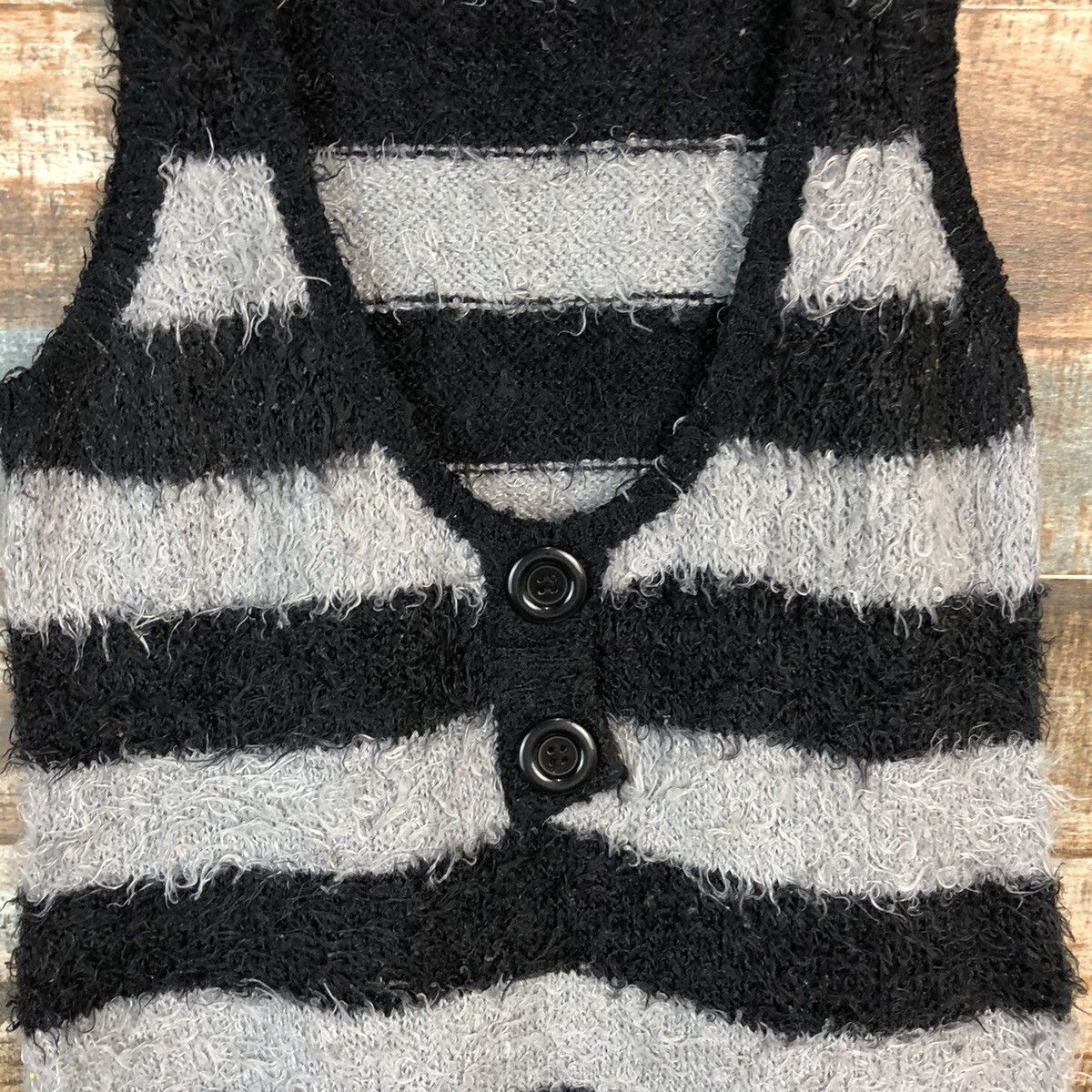 Japanese Brand CSL Stripe Grey fur mohair Black Vest Knitwear #A1609 Size L / US 10 / IT 46 - 9 Thumbnail